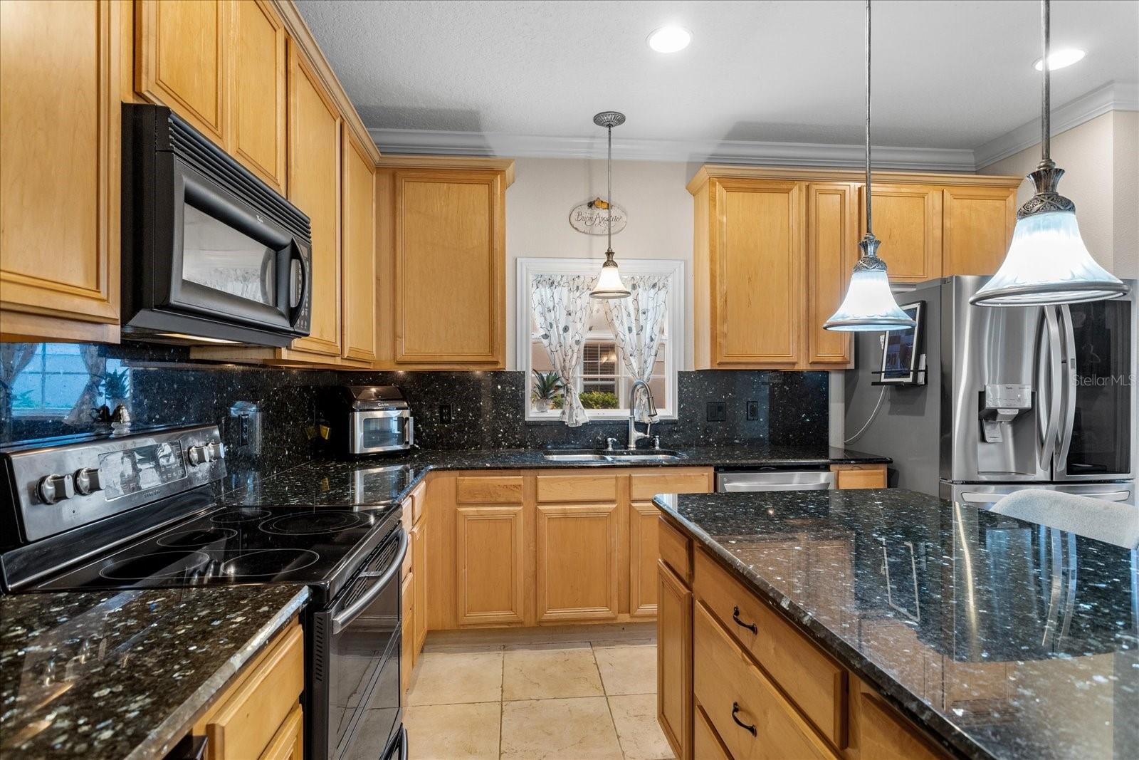 Image 12 of 30 For 9827 Poplar Place