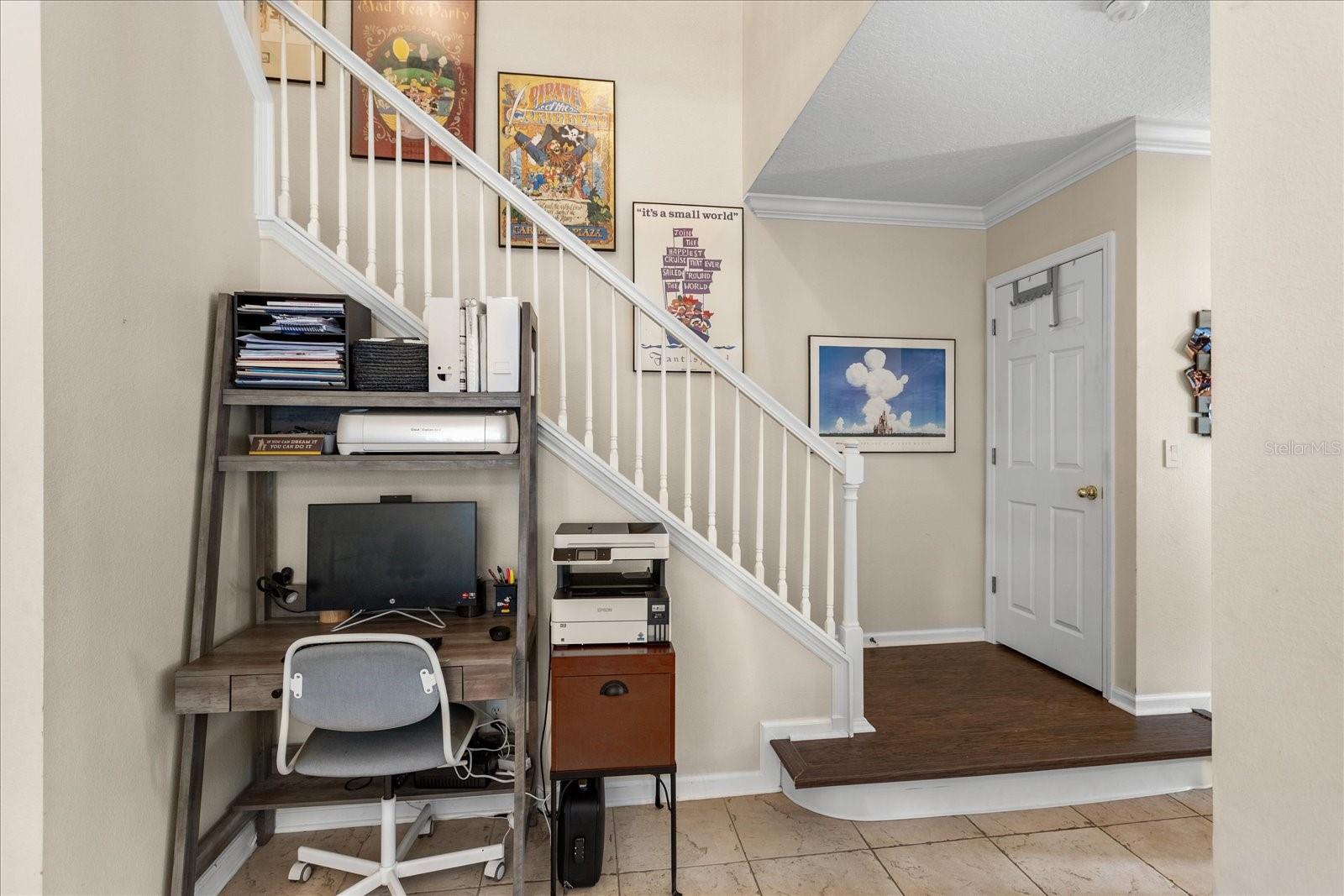 Image 19 of 30 For 9827 Poplar Place