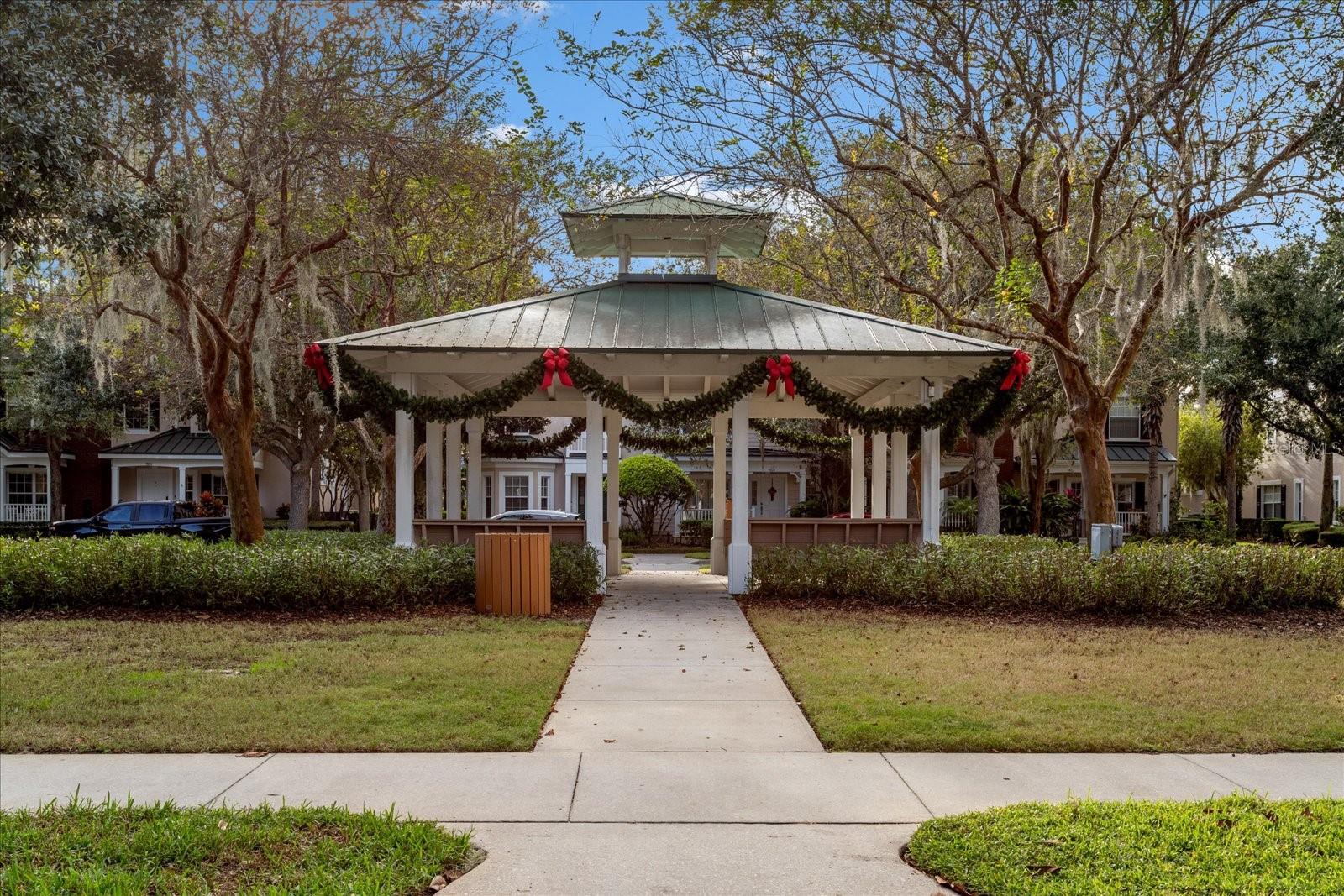 Image 29 of 30 For 9827 Poplar Place