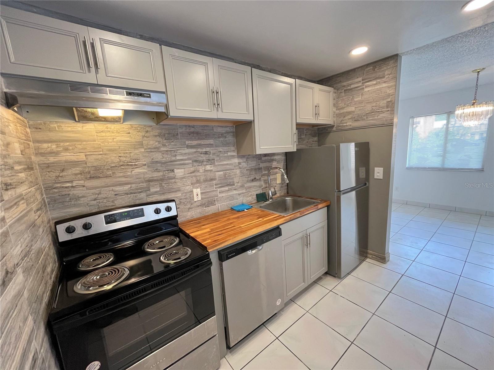 Image 12 of 26 For 5151 Picadilly Circus Court 2