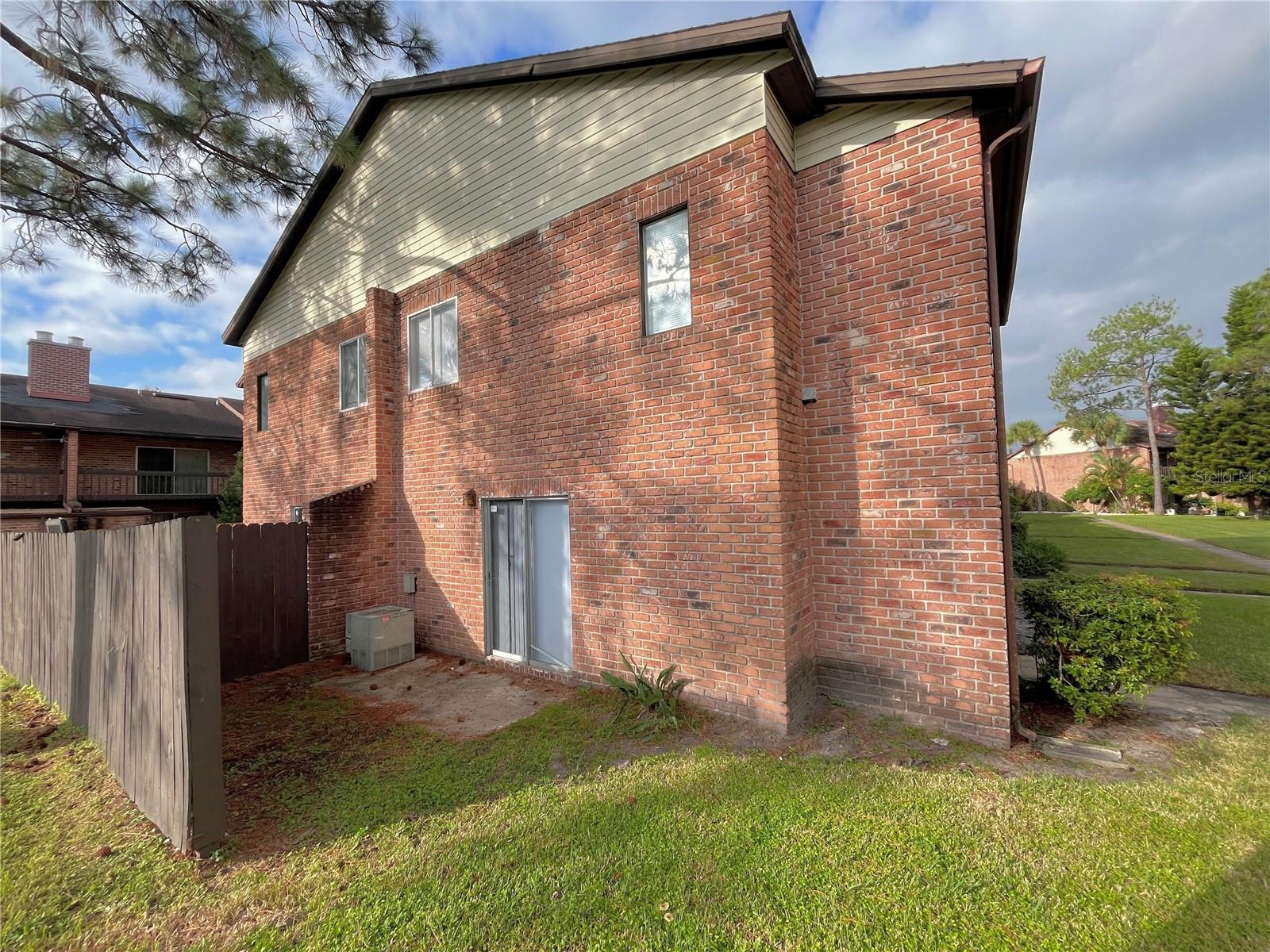 Image 2 of 26 For 5151 Picadilly Circus Court 2