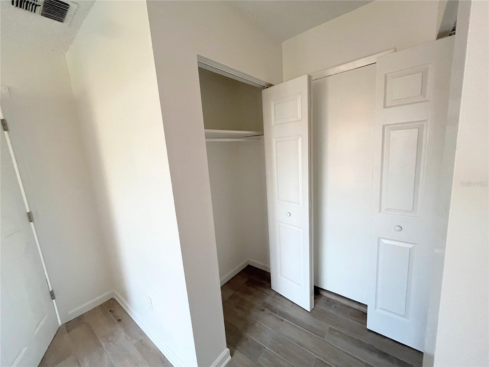 Image 23 of 26 For 5151 Picadilly Circus Court 2