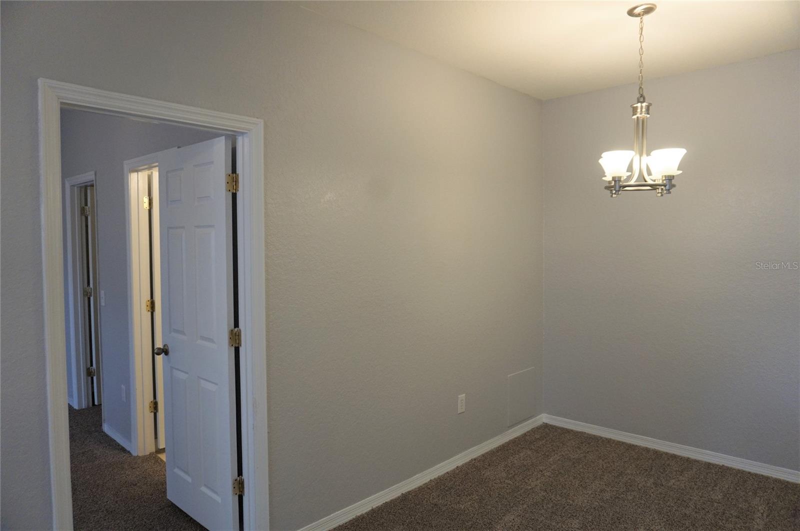 Image 6 of 11 For 852 Grand Regency Point 205