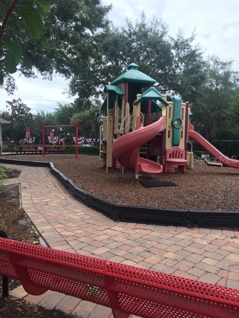 Image 28 of 35 For 420 Moss View Circle