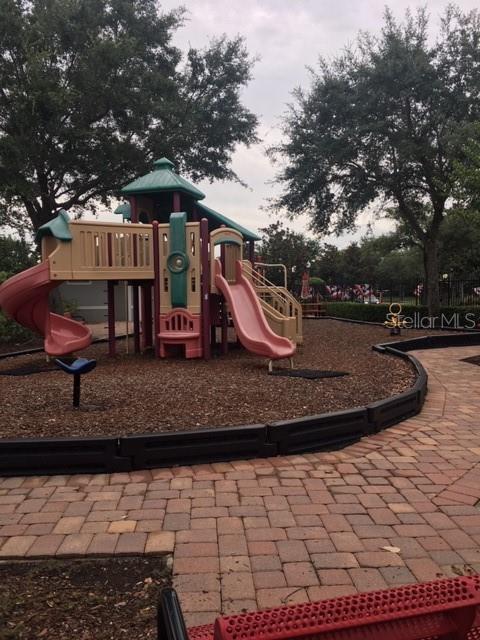 Image 29 of 35 For 420 Moss View Circle