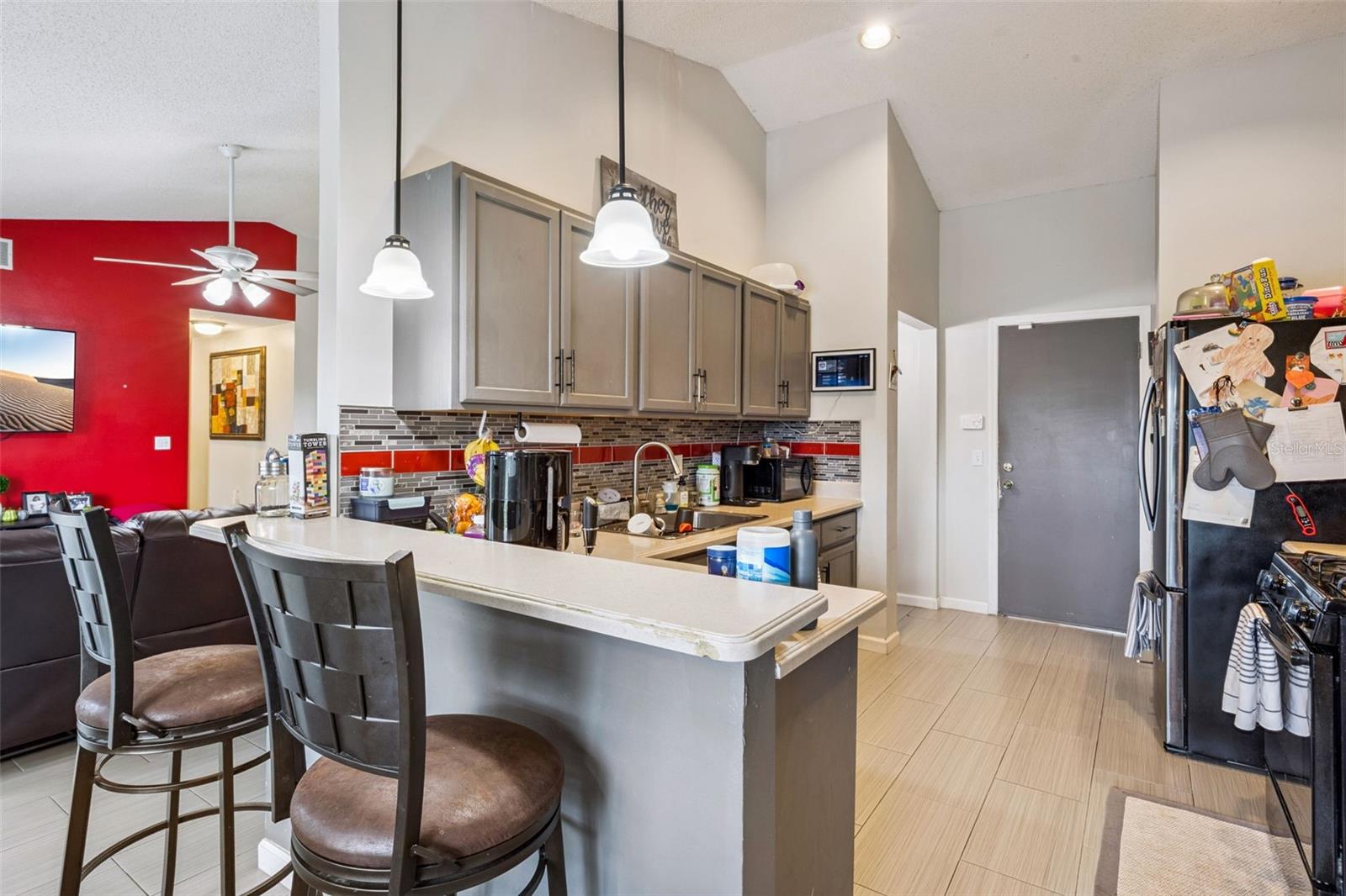 Image 7 of 19 For 15549 Greater Groves Boulevard