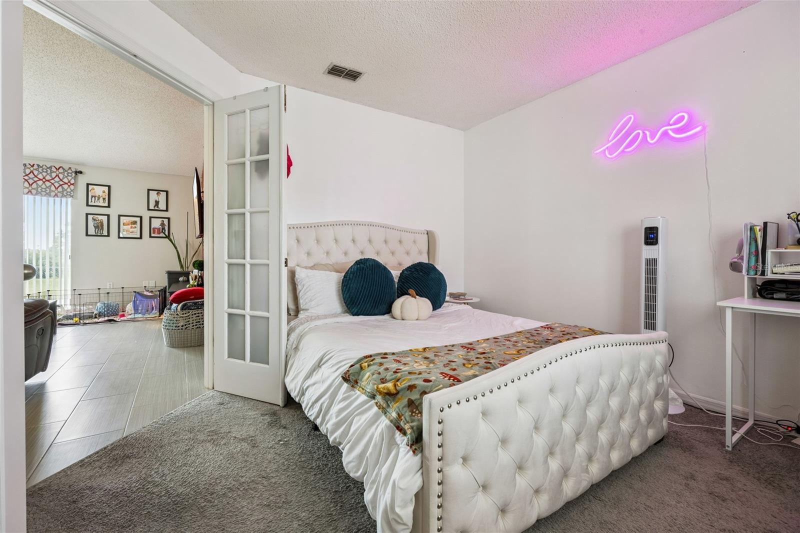 Image 9 of 19 For 15549 Greater Groves Boulevard