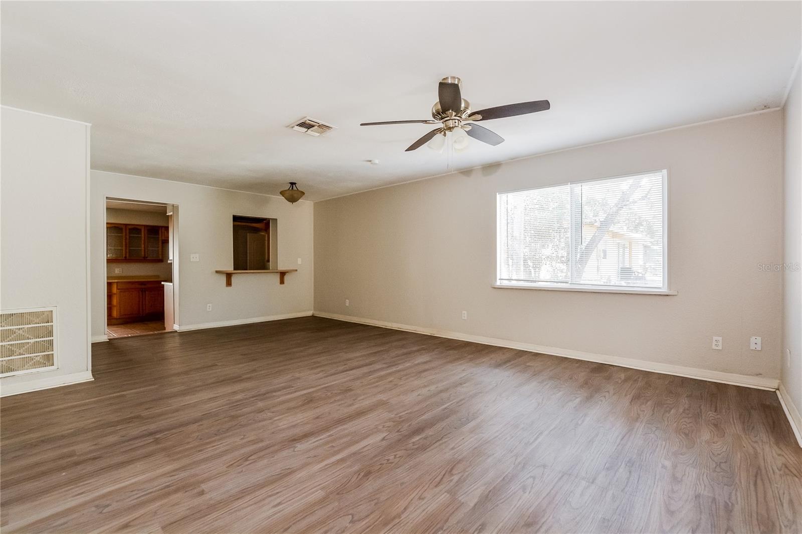 Image 3 of 16 For 20 2nd Street