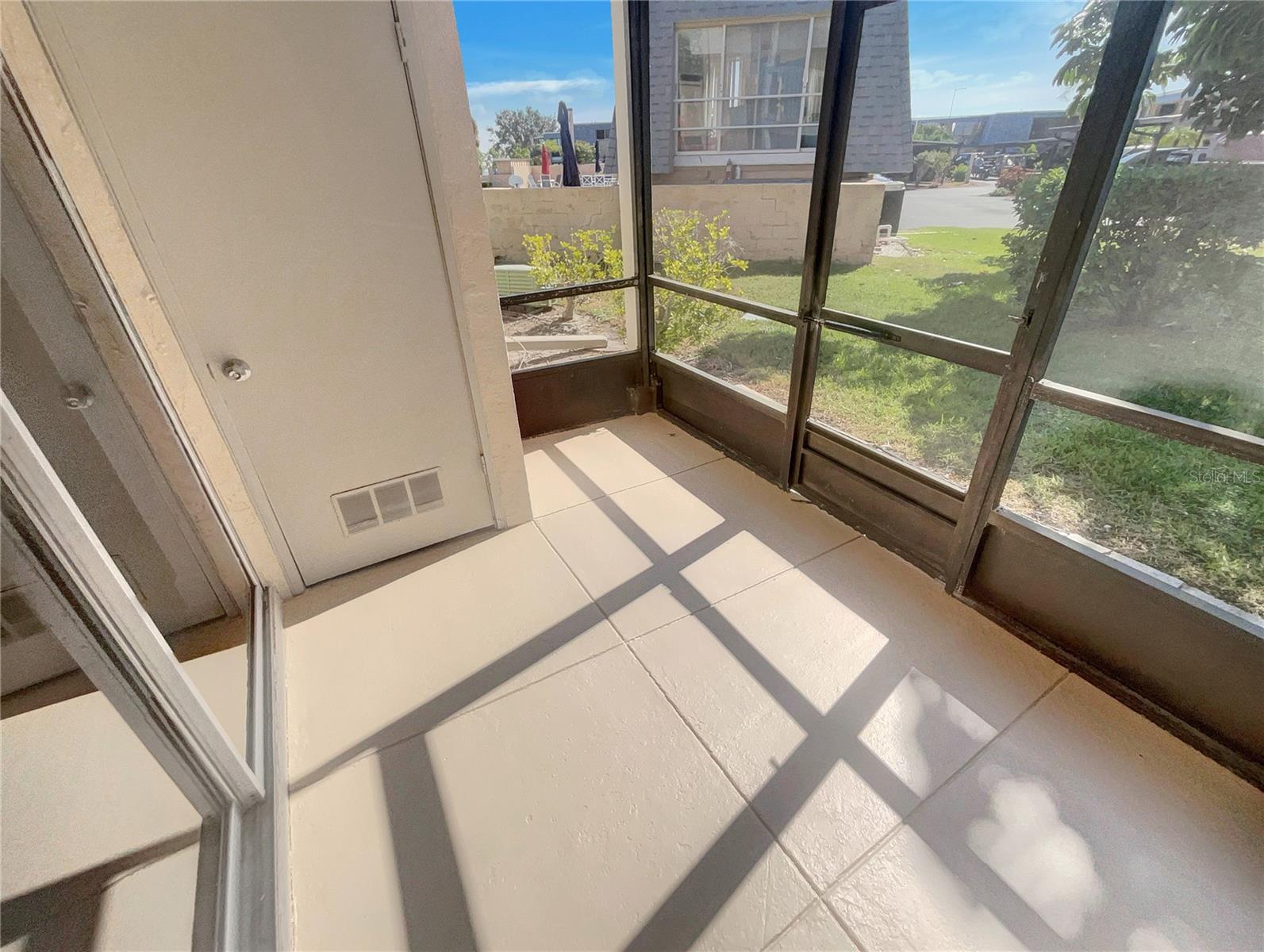 Image 21 of 22 For 1028 Apollo Beach Boulevard 103