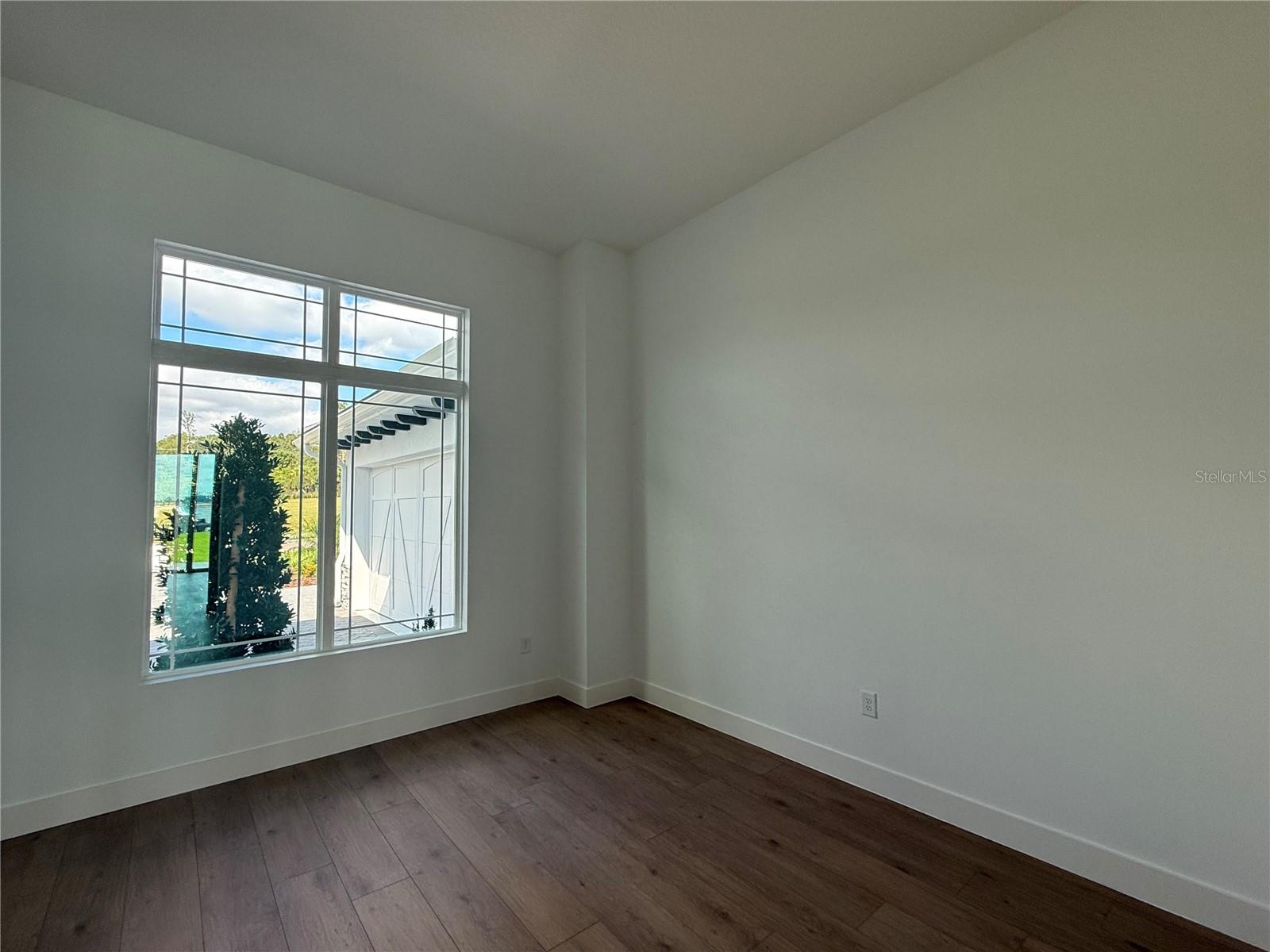 Image 9 of 31 For 35588 Farmview Road