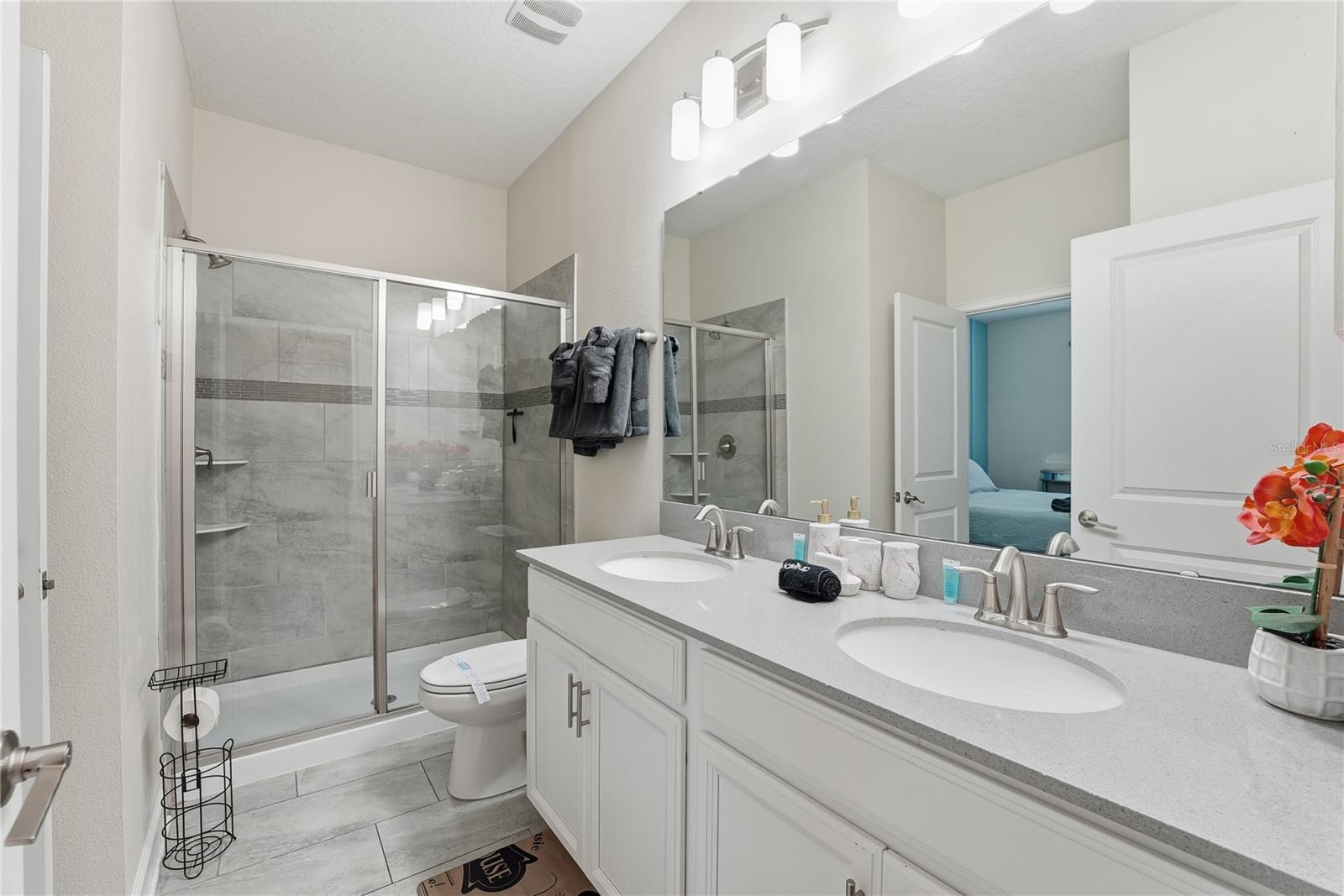 Image 18 of 81 For 1584 Sandbagger Drive