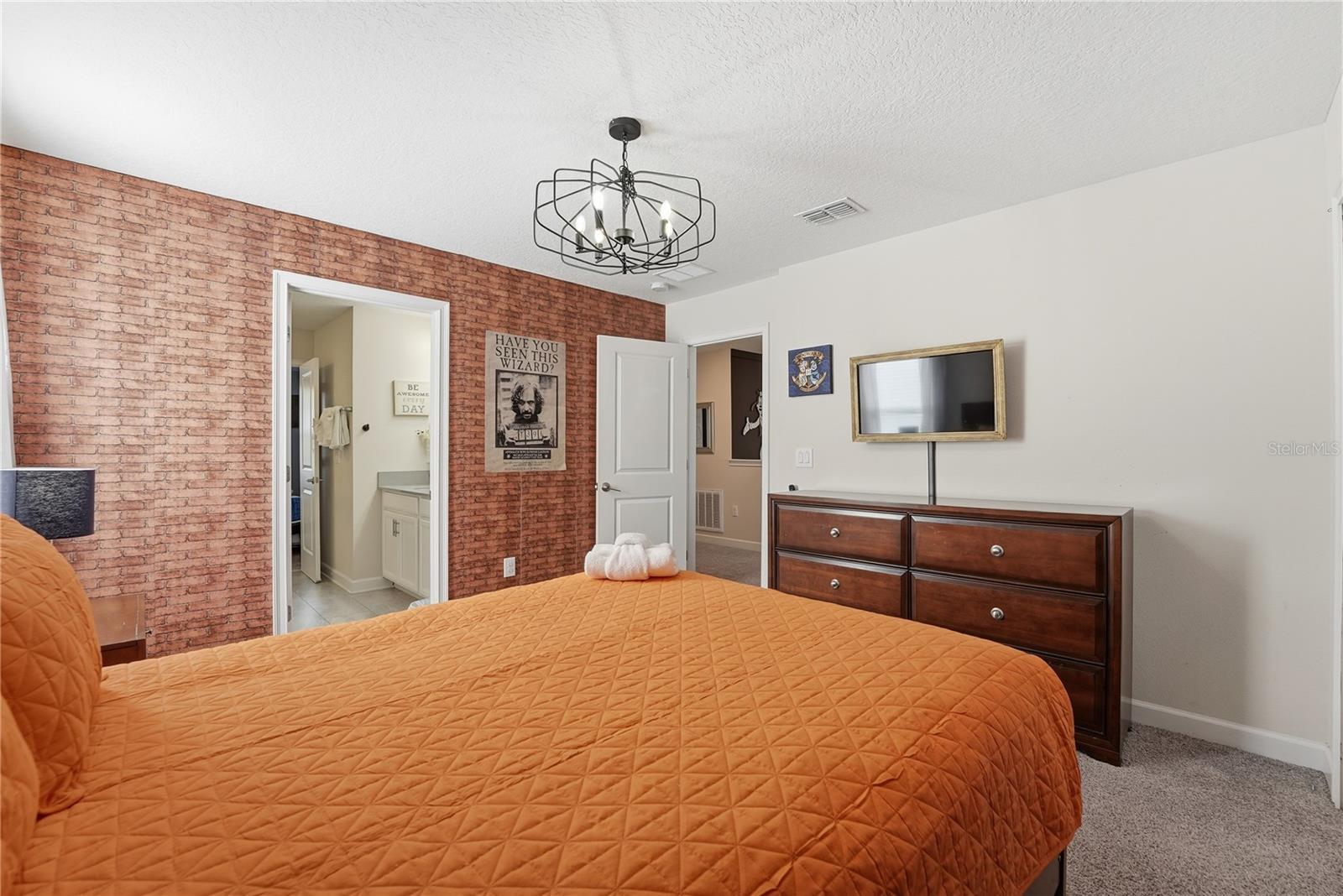 Image 40 of 81 For 1584 Sandbagger Drive