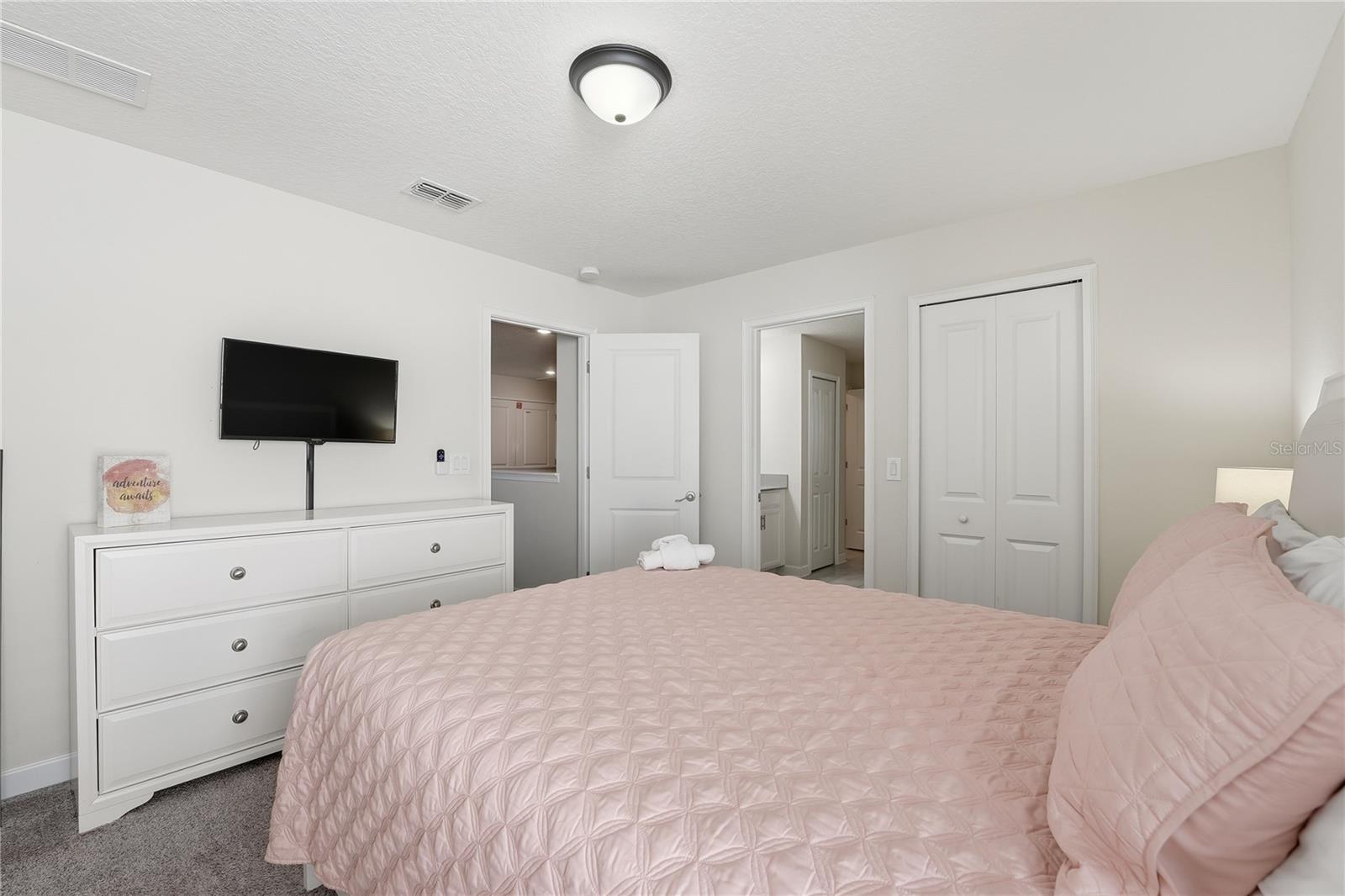 Image 41 of 81 For 1584 Sandbagger Drive