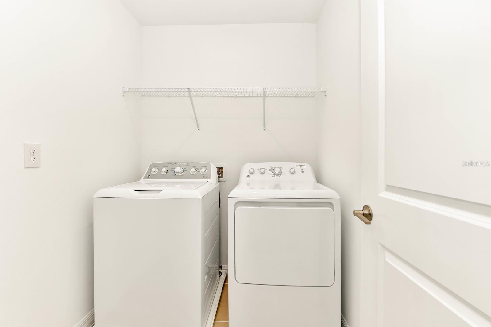 Image 16 of 34 For 4792 Vellacito Way