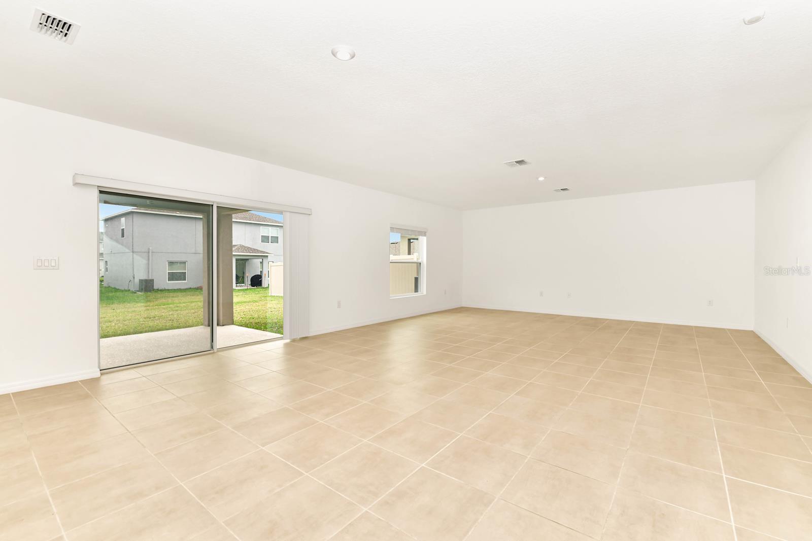 Image 7 of 34 For 4792 Vellacito Way