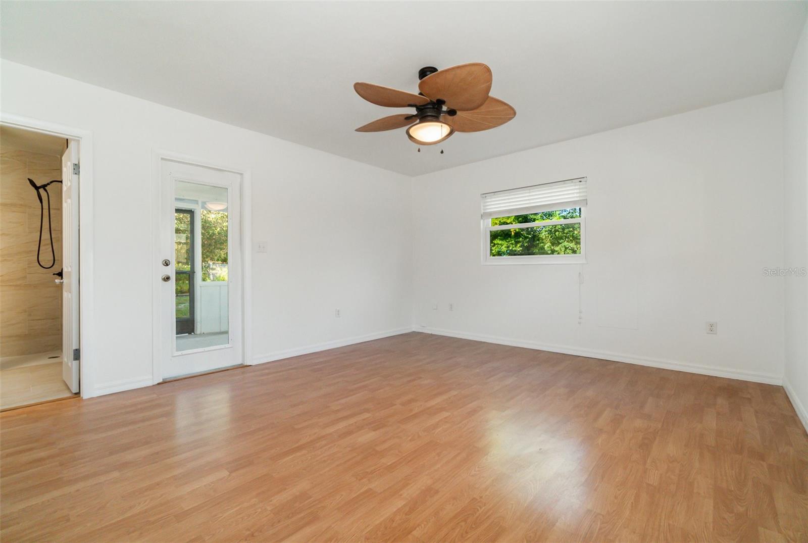 Image 12 of 26 For 1515 Elray Boulevard