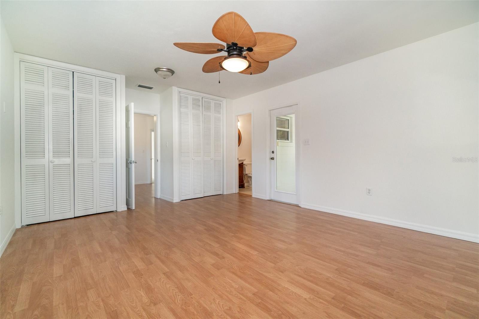 Image 14 of 26 For 1515 Elray Boulevard