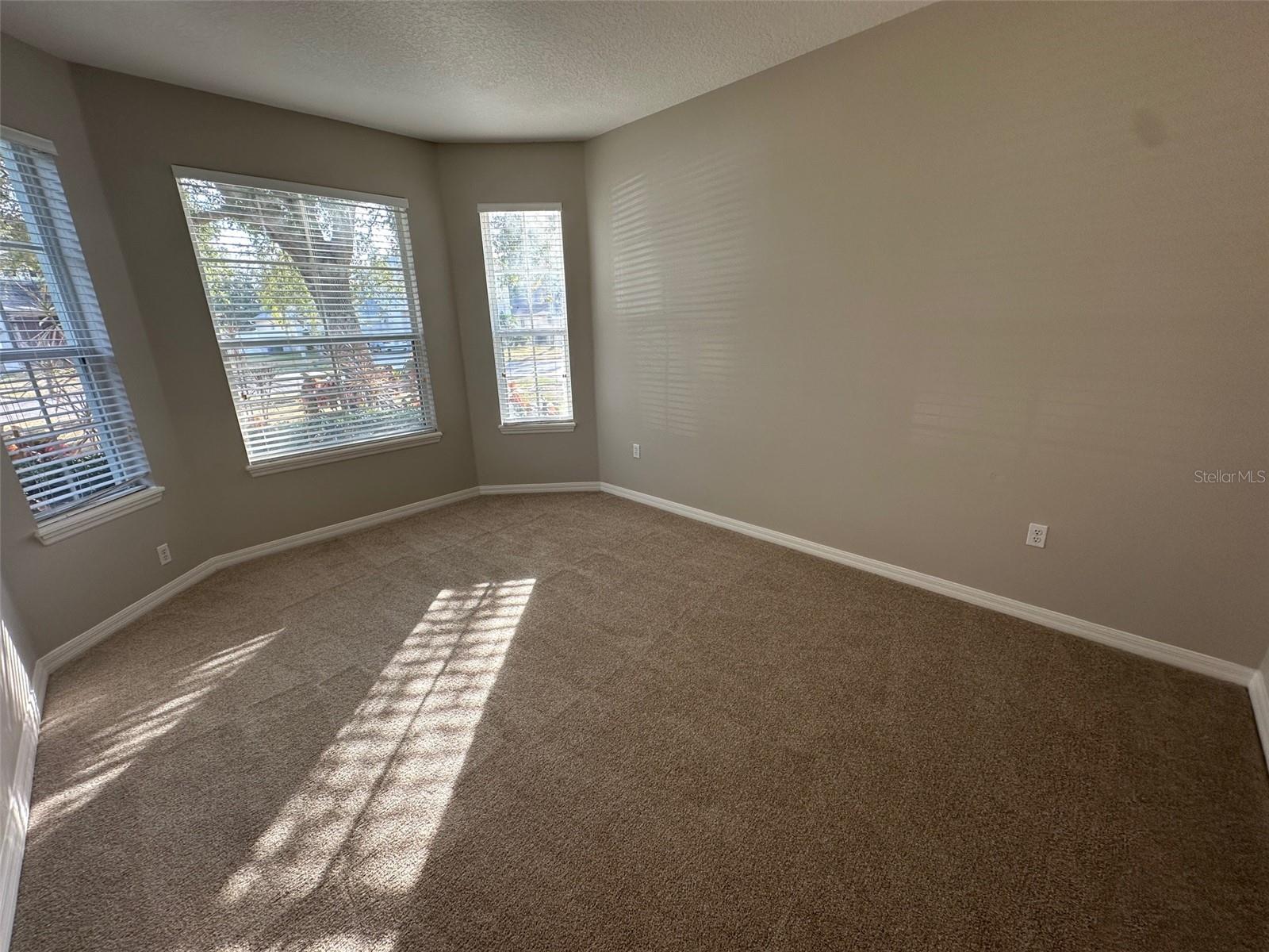 Image 4 of 21 For 262 Weathervane Way