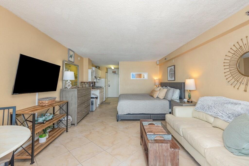 Image 9 of 37 For 701 Atlantic Avenue 310