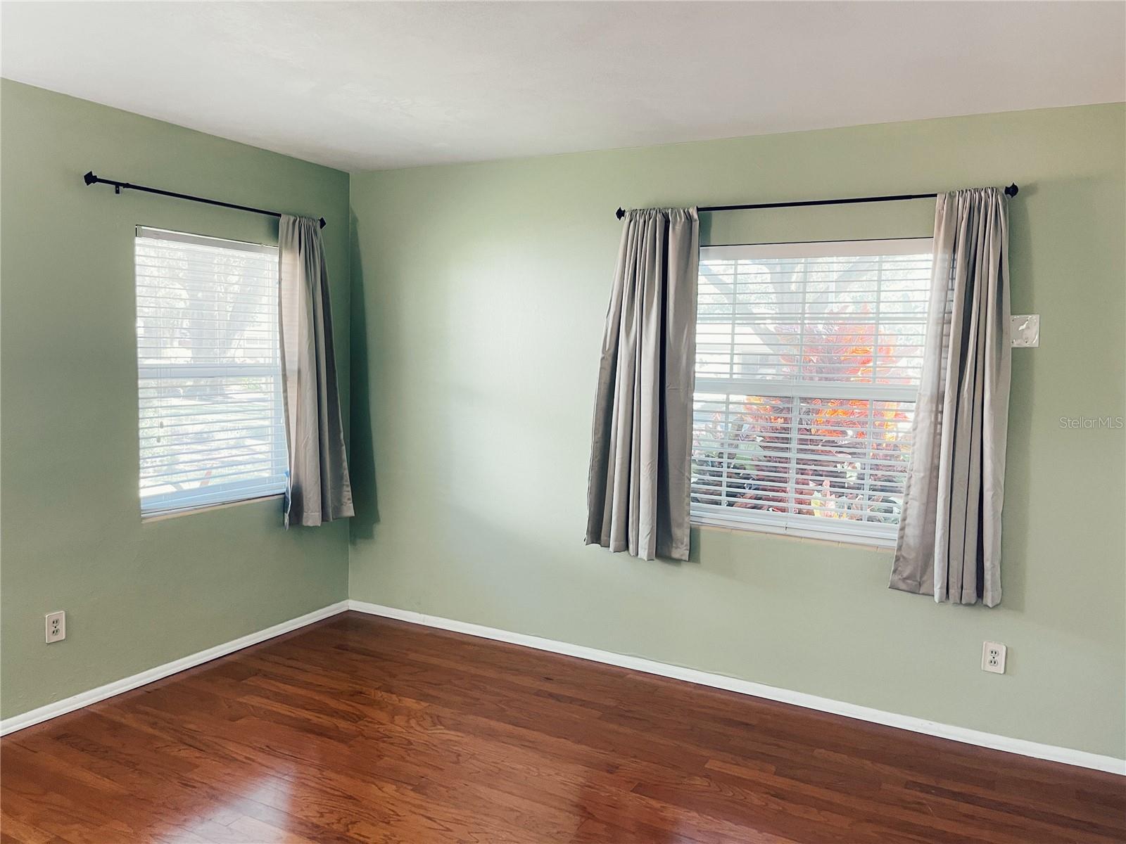 Image 19 of 23 For 1406 Ensenada Drive