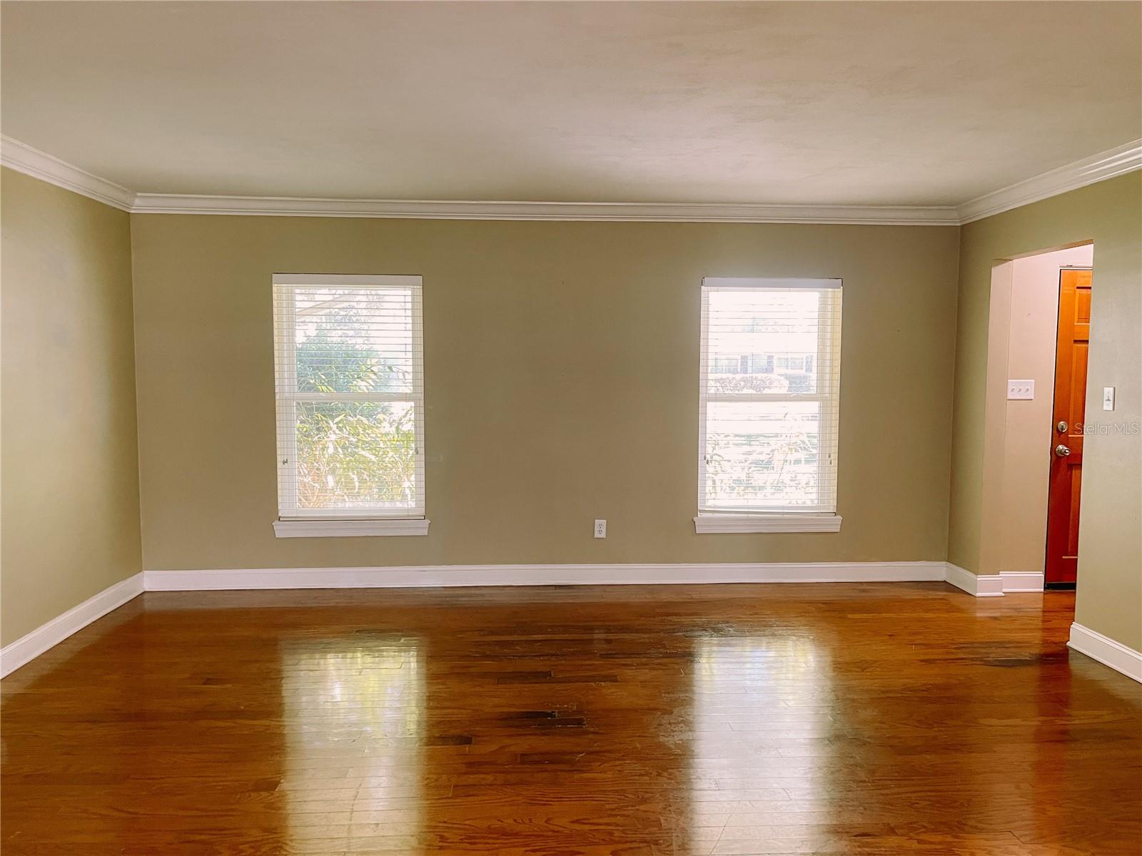 Image 2 of 23 For 1406 Ensenada Drive