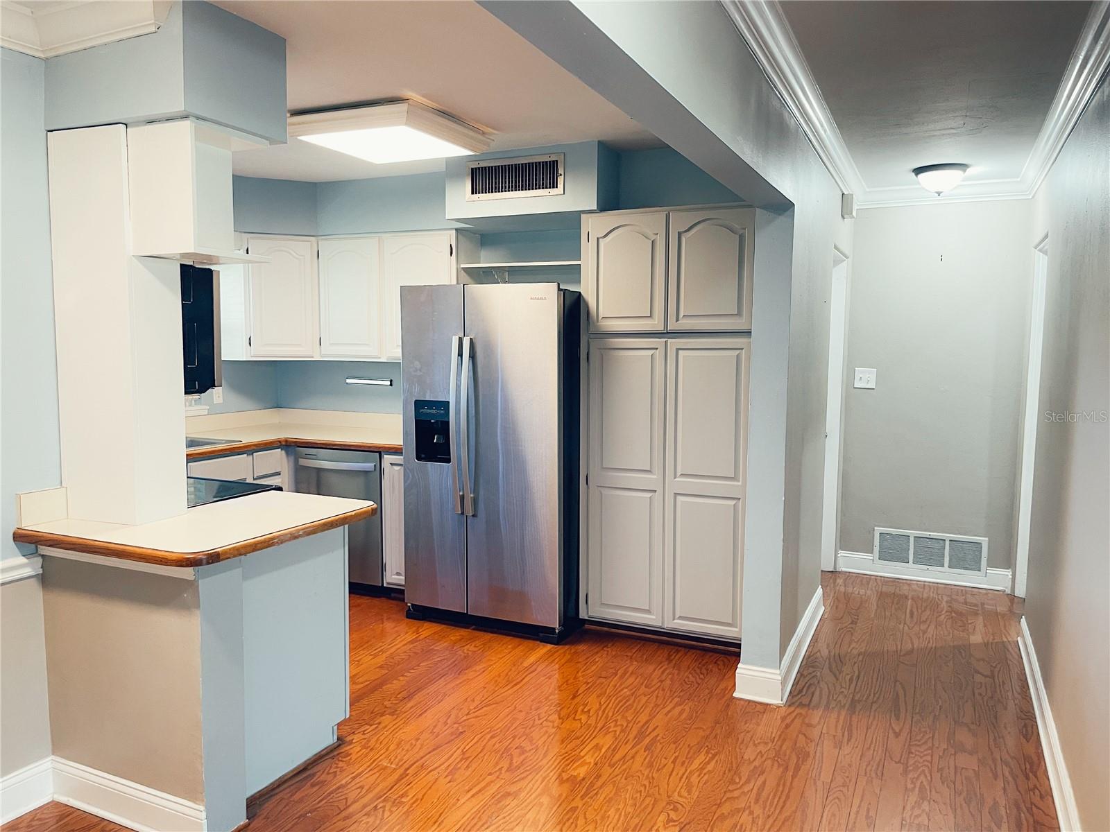 Image 5 of 23 For 1406 Ensenada Drive