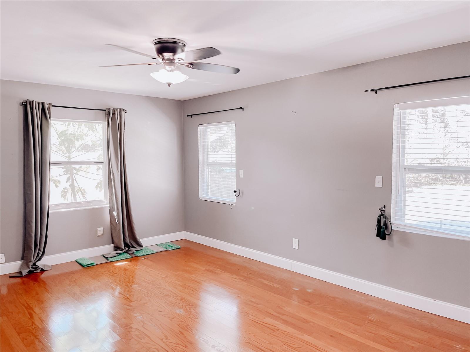 Image 9 of 23 For 1406 Ensenada Drive