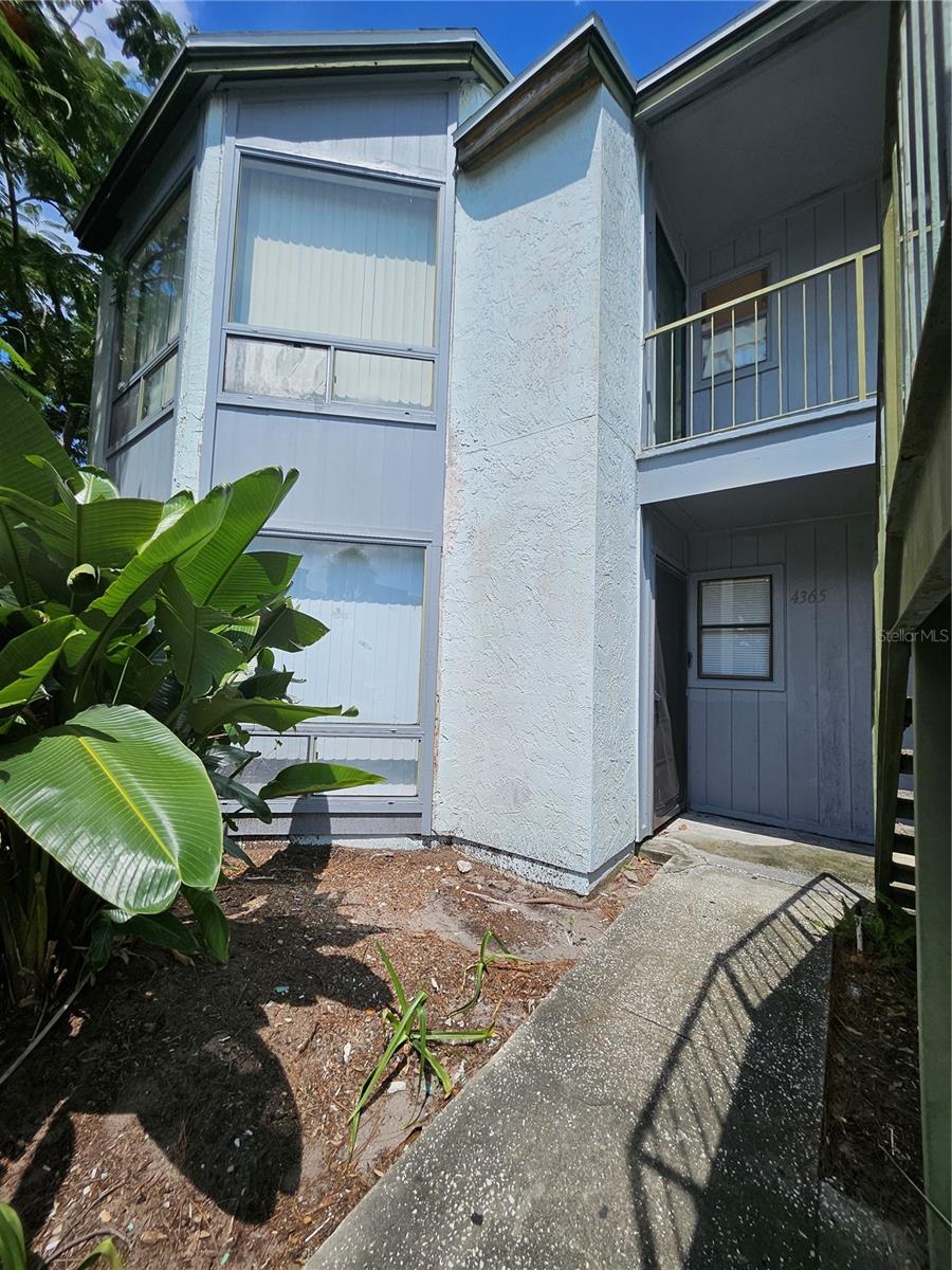 Image 2 of 8 For 4365 Aqua Vista Drive D