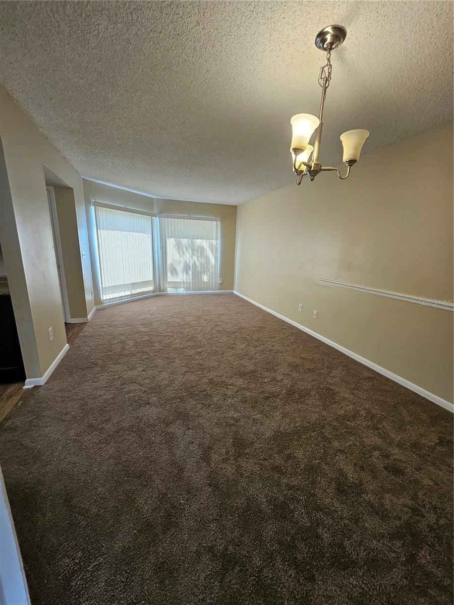 Image 5 of 8 For 4365 Aqua Vista Drive D