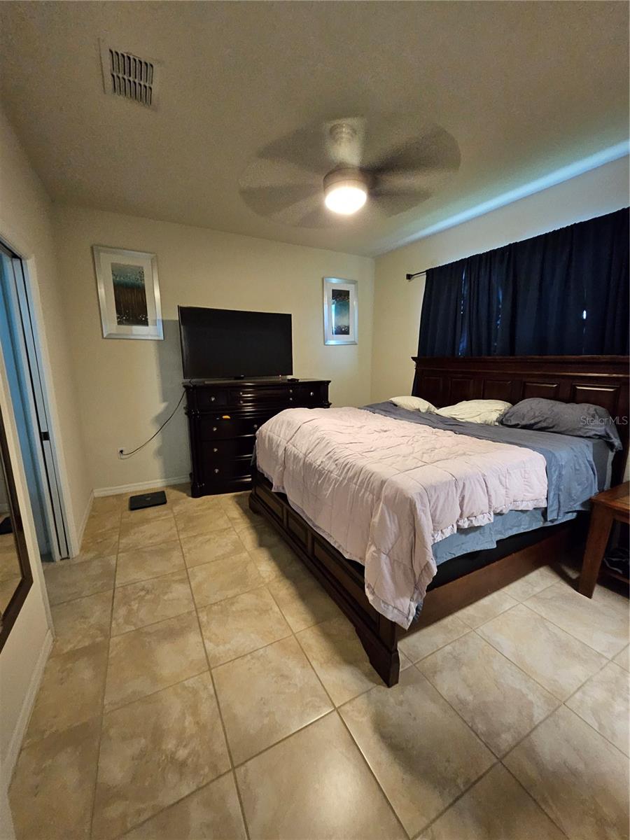 Image 10 of 15 For 2805 Lake Pointe Drive