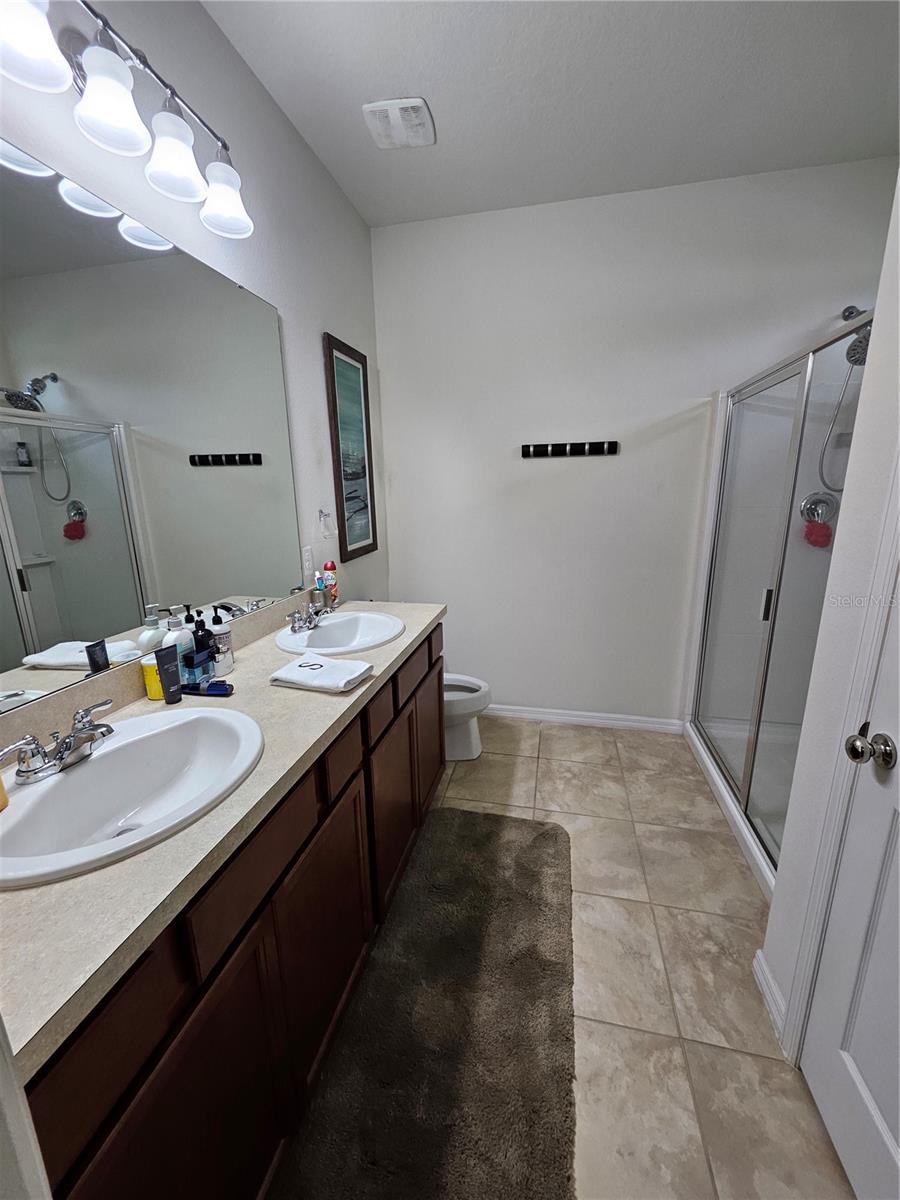 Image 4 of 15 For 2805 Lake Pointe Drive