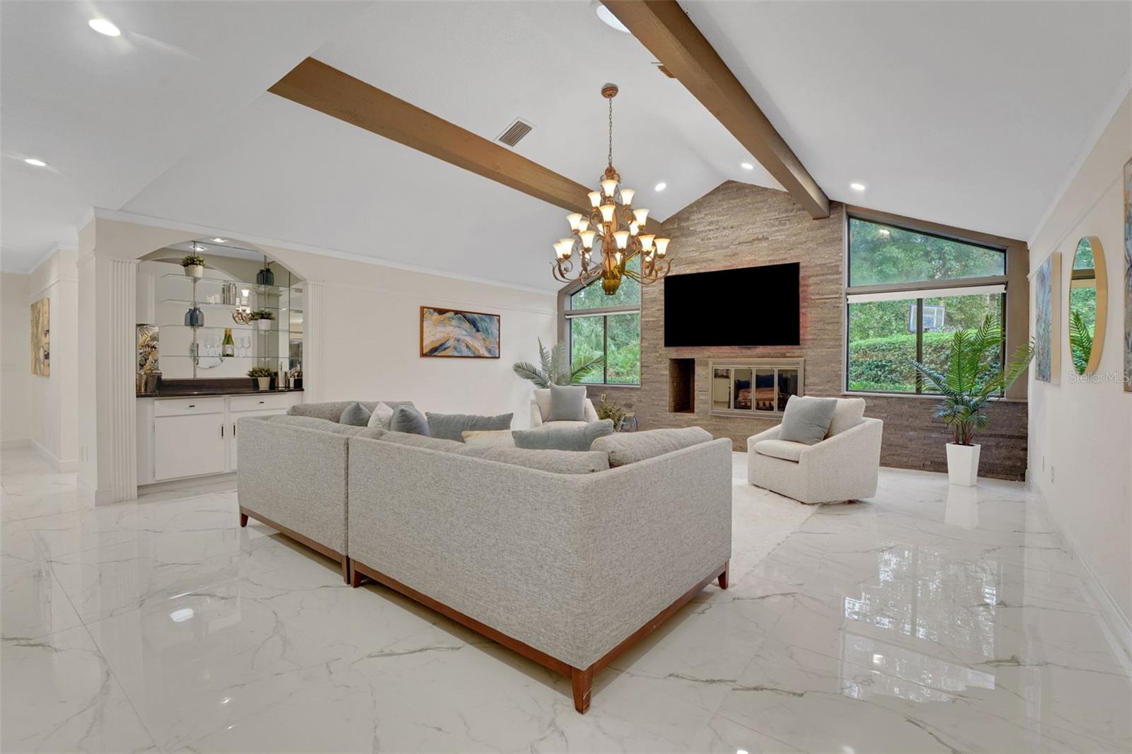 Image 17 of 50 For 2108 Silver Leaf Court