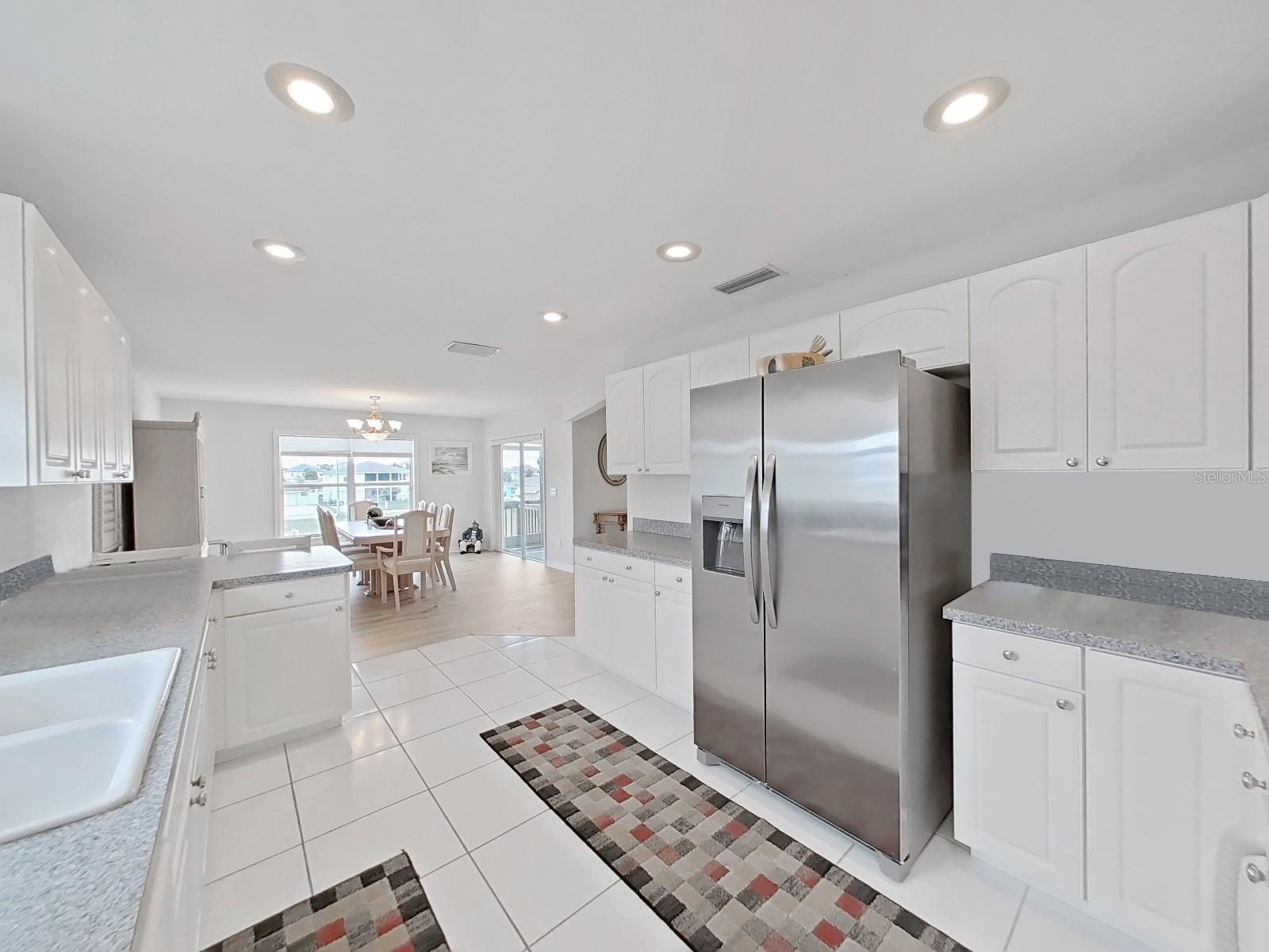 Image 22 of 54 For 7438 Gulf Way