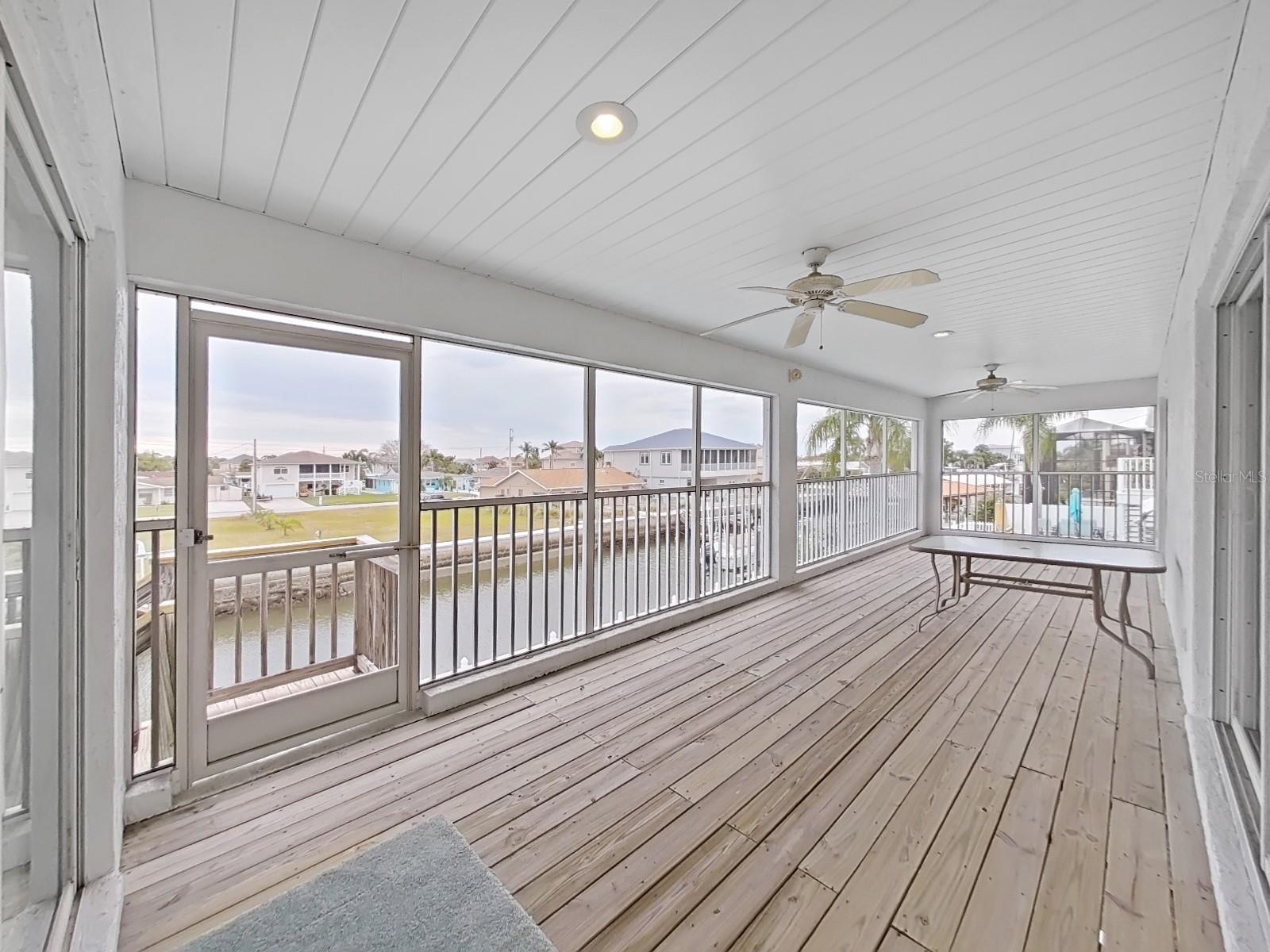 Image 23 of 54 For 7438 Gulf Way