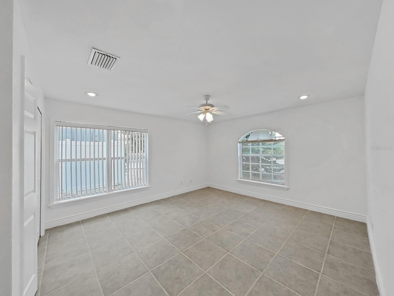 Image 44 of 54 For 7438 Gulf Way