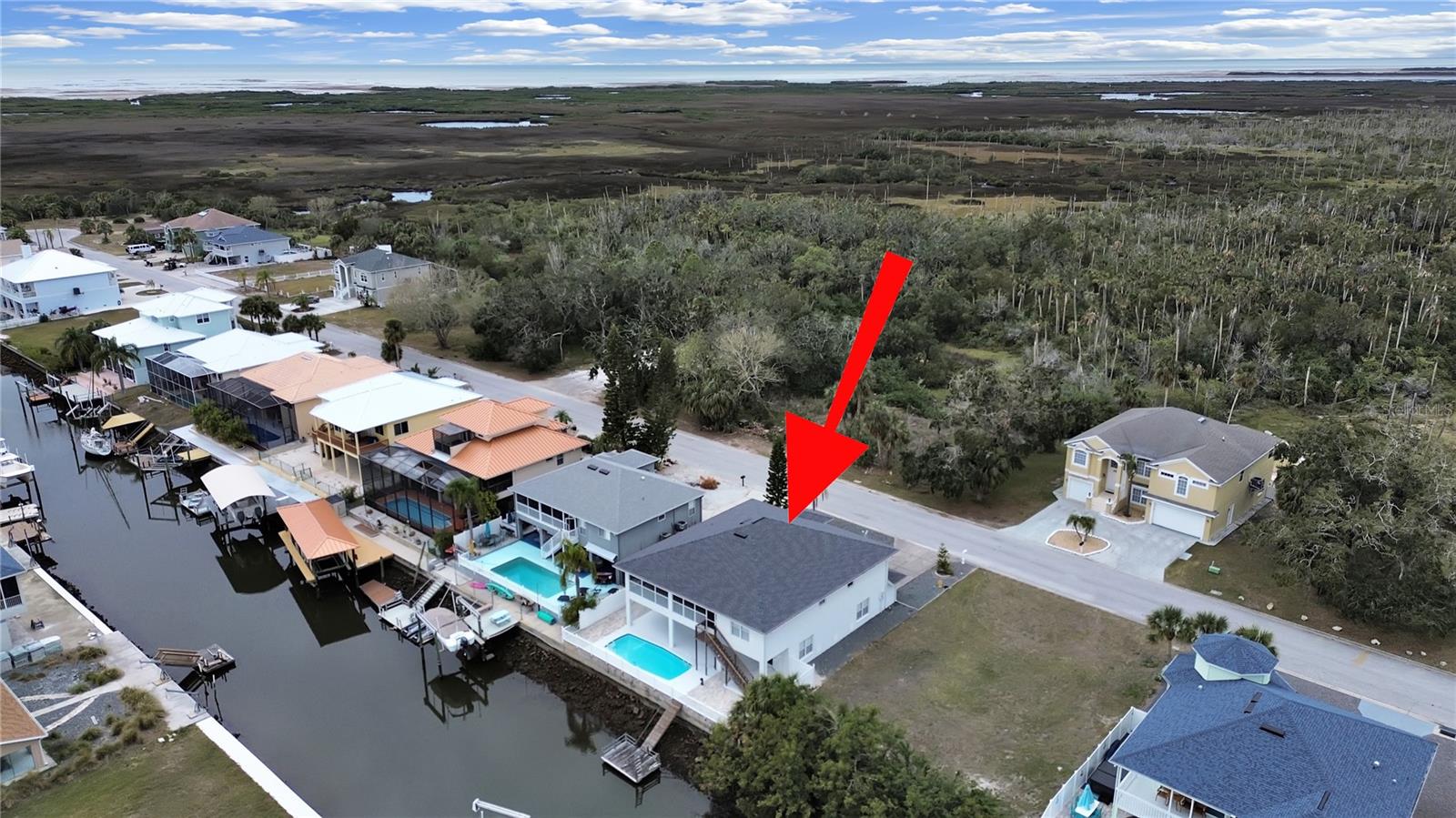 Image 7 of 54 For 7438 Gulf Way