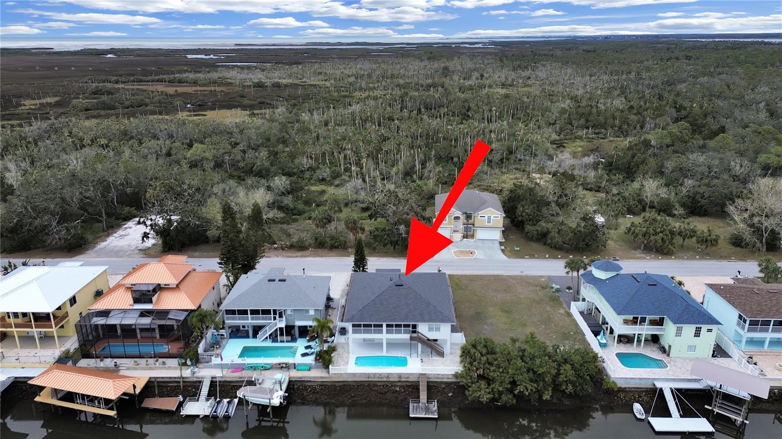 Image 8 of 54 For 7438 Gulf Way