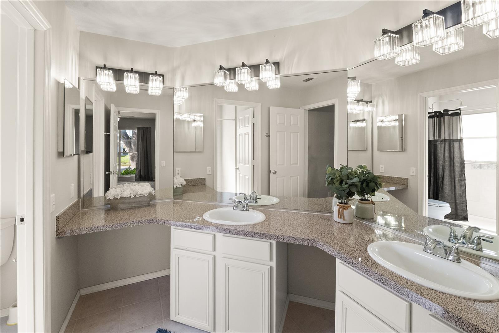 Image 11 of 27 For 3448 Idlegrove Court