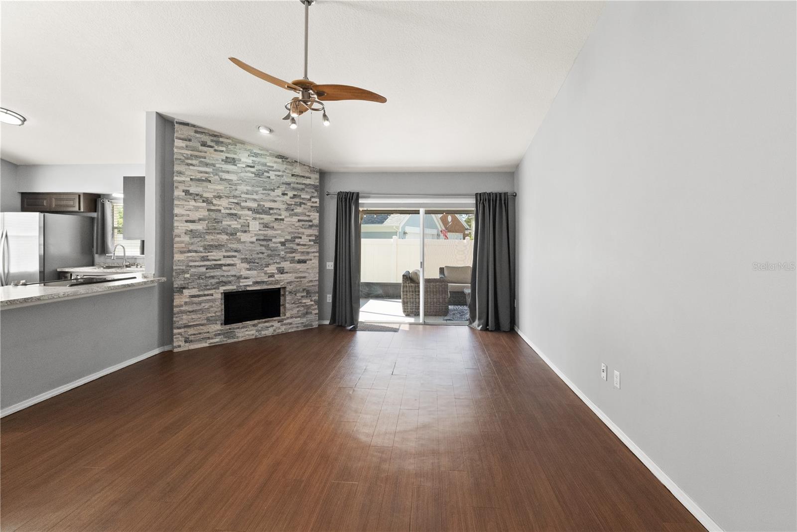 Image 4 of 27 For 3448 Idlegrove Court