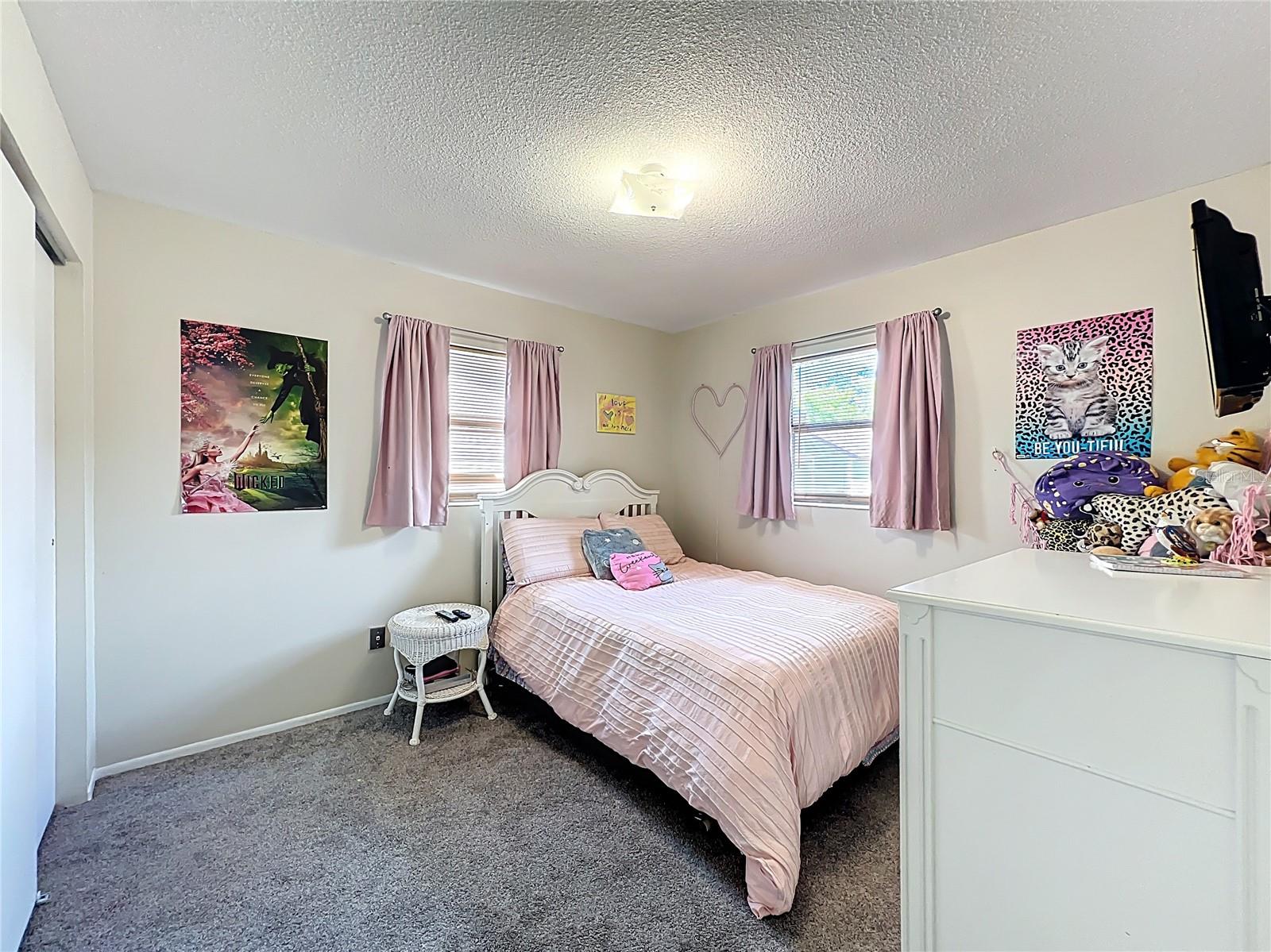 Image 21 of 37 For 223 Yale Drive