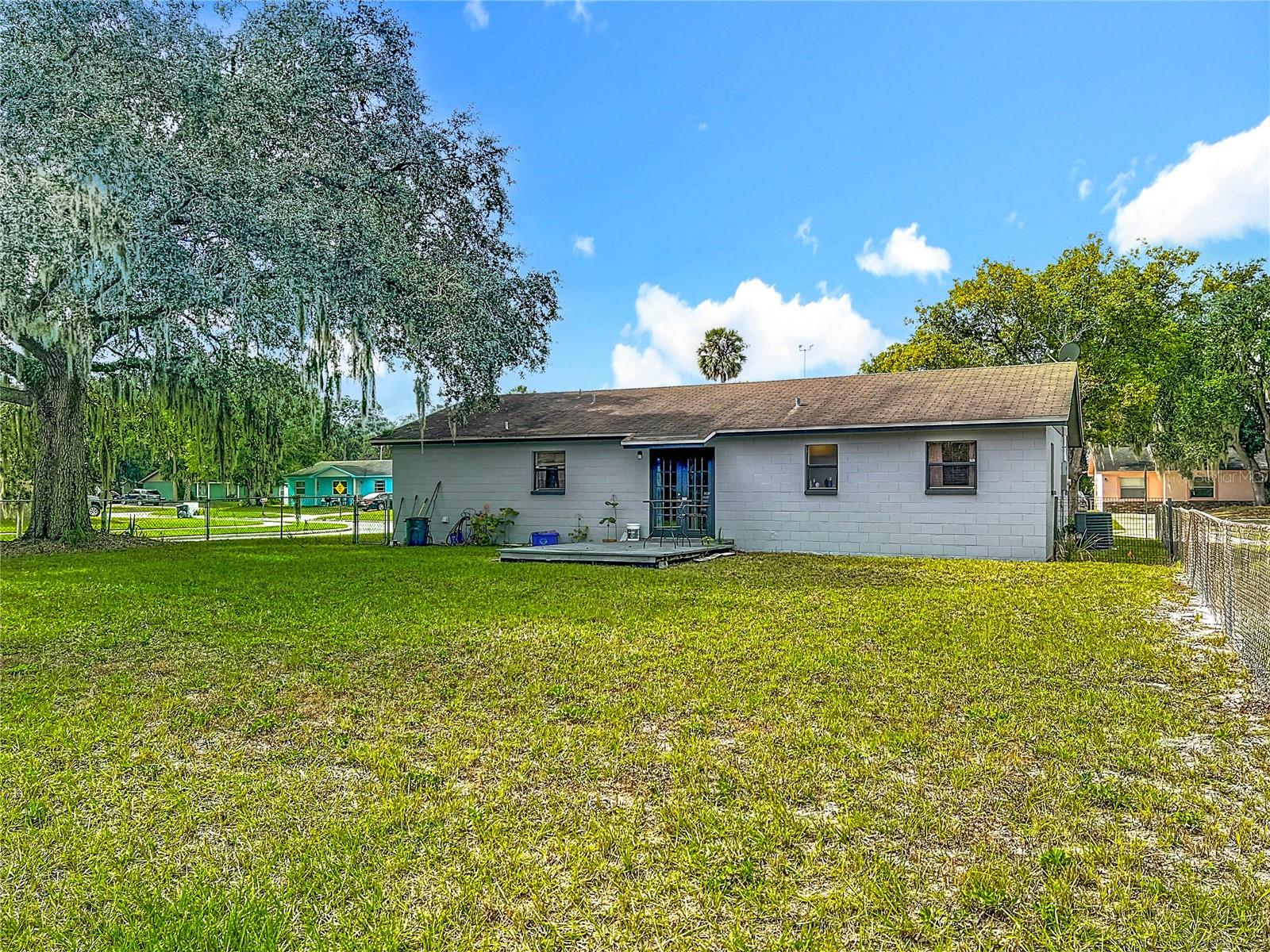 Image 29 of 37 For 223 Yale Drive