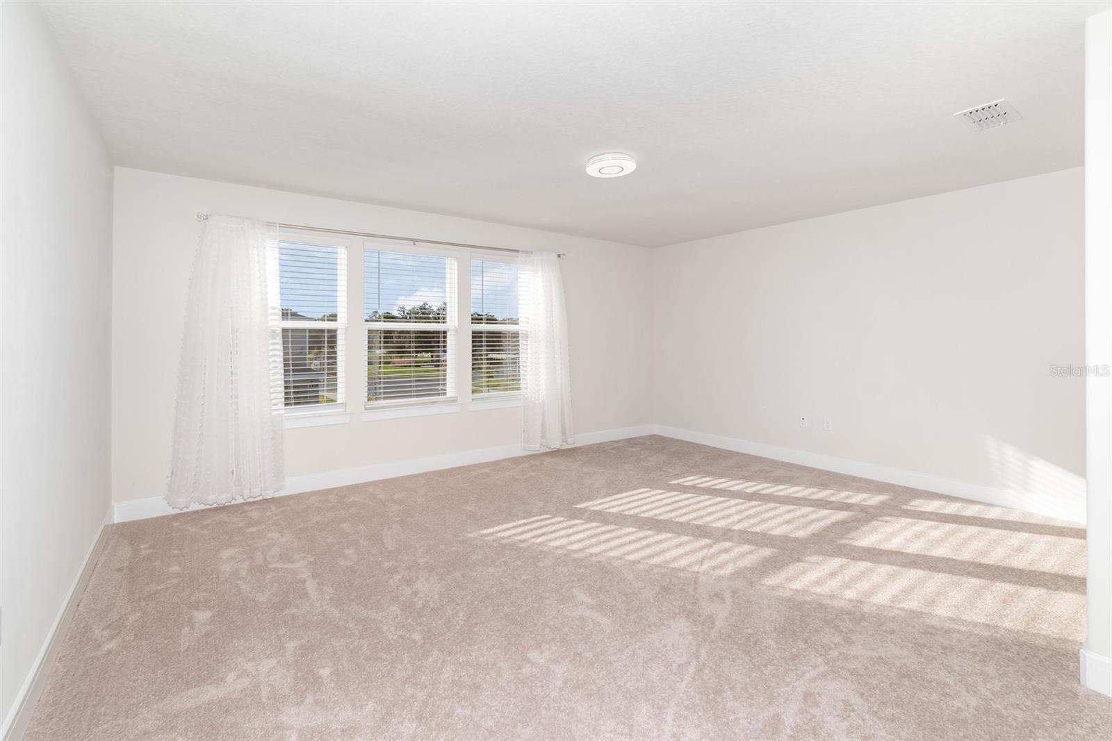 Image 21 of 43 For 1462 Grand Palm Drive