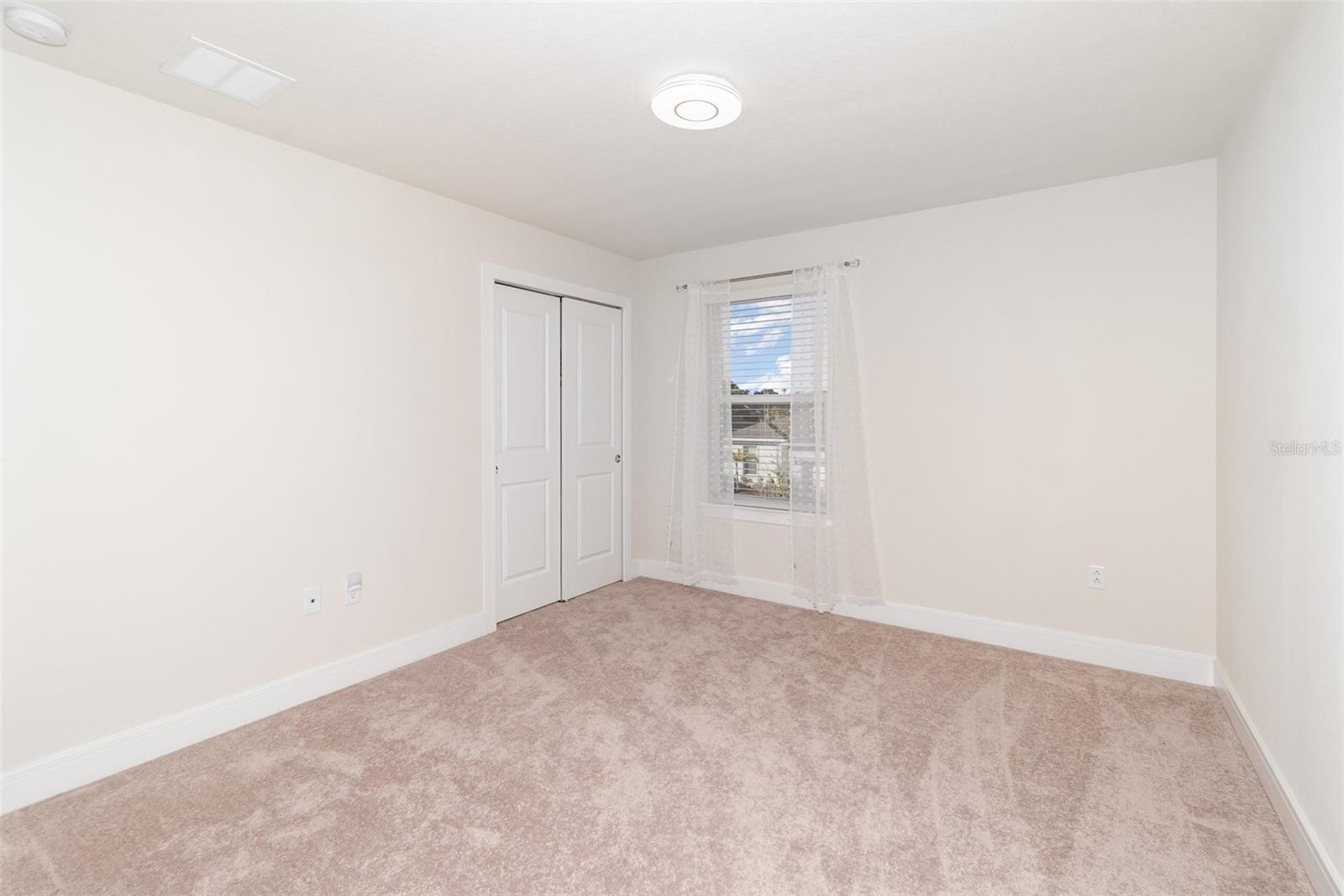 Image 23 of 43 For 1462 Grand Palm Drive