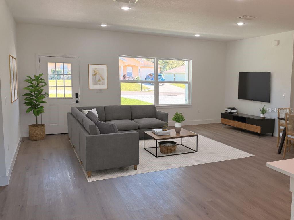 Listing photo id 4 for 2275 Linden Drive