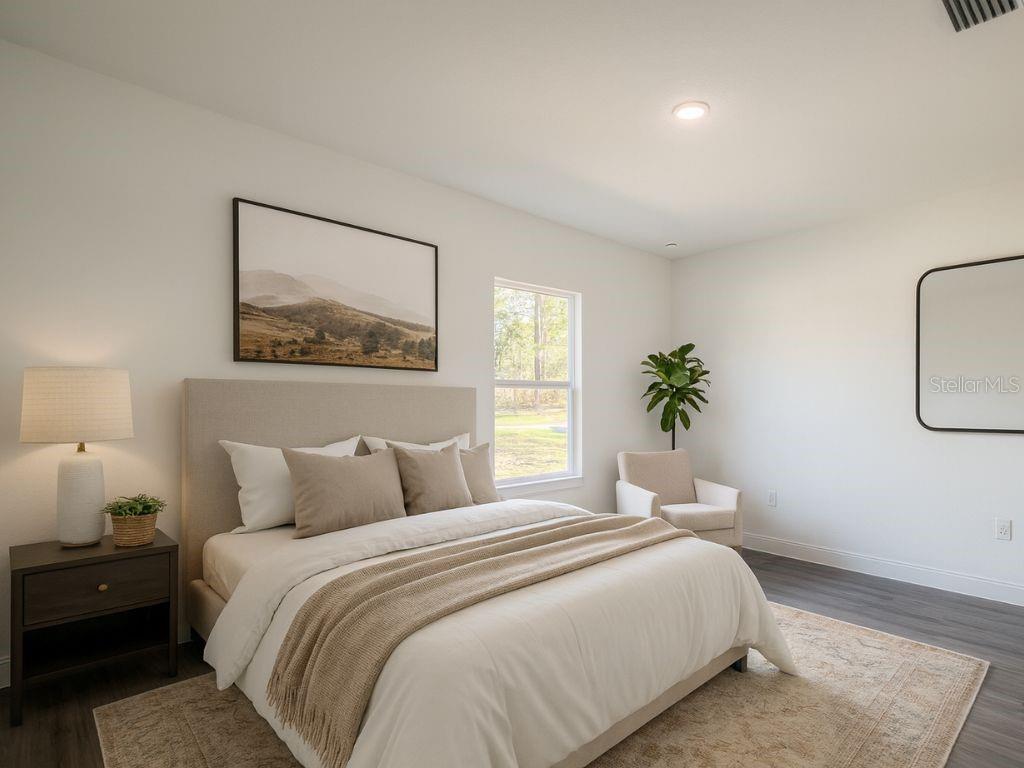 Listing photo id 6 for 2275 Linden Drive