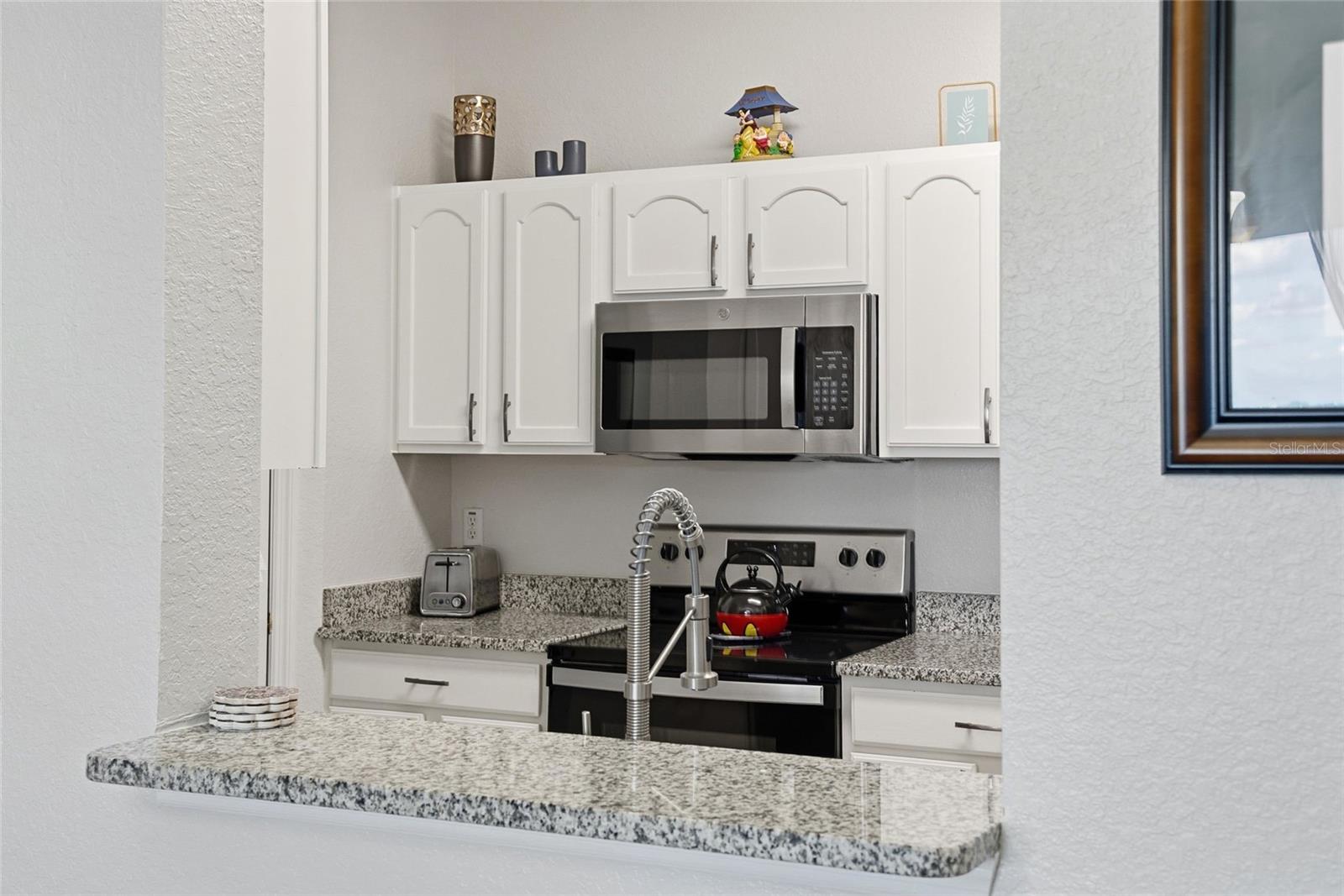 Image 5 of 27 For 2788 Almaton Loop 402