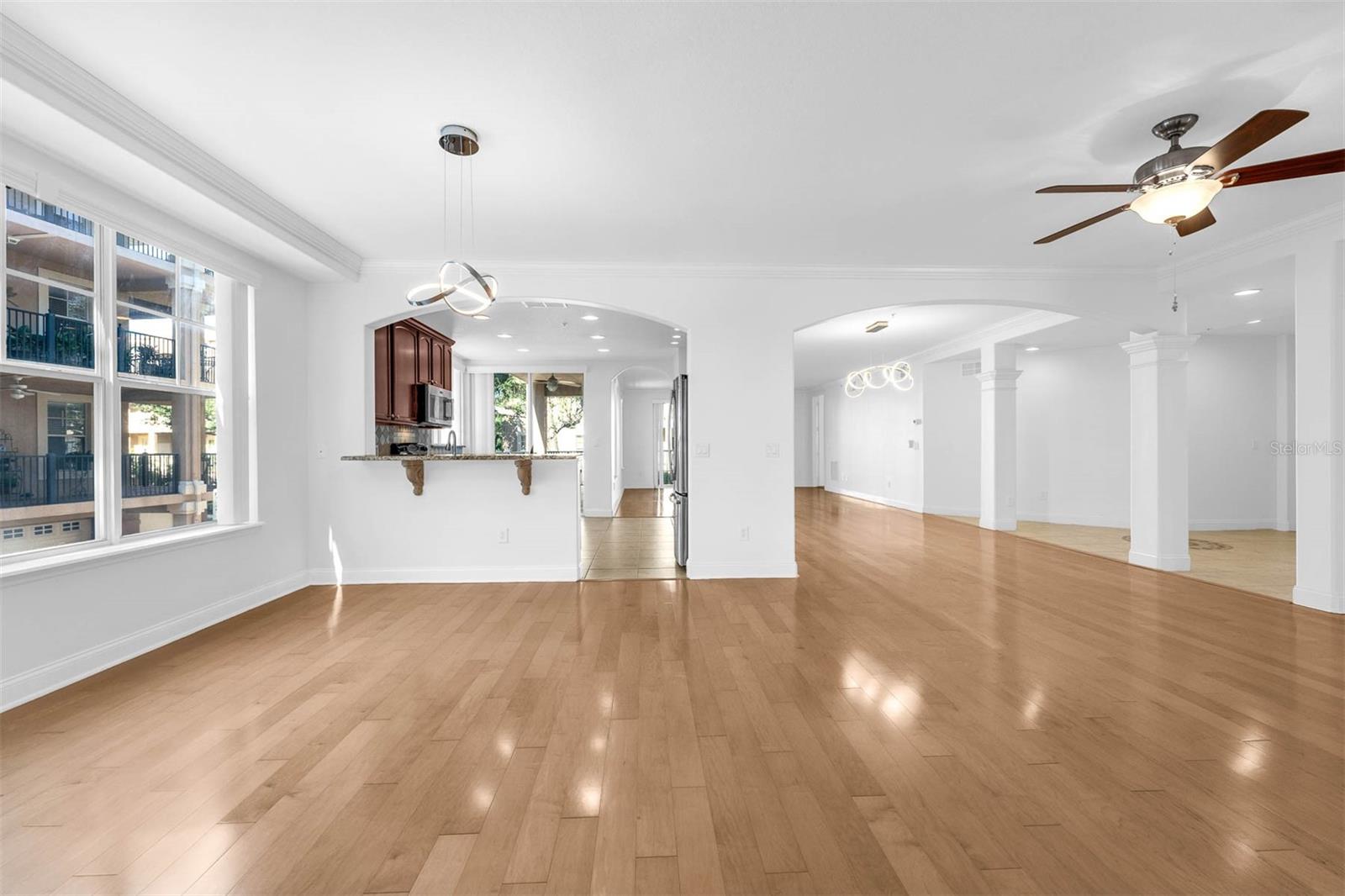 Image 12 of 63 For 918 Lotus Vista Drive 102