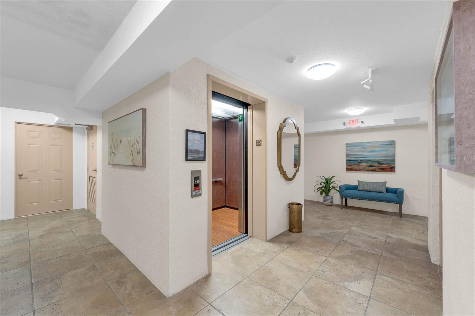 Image 16 of 63 For 918 Lotus Vista Drive 102