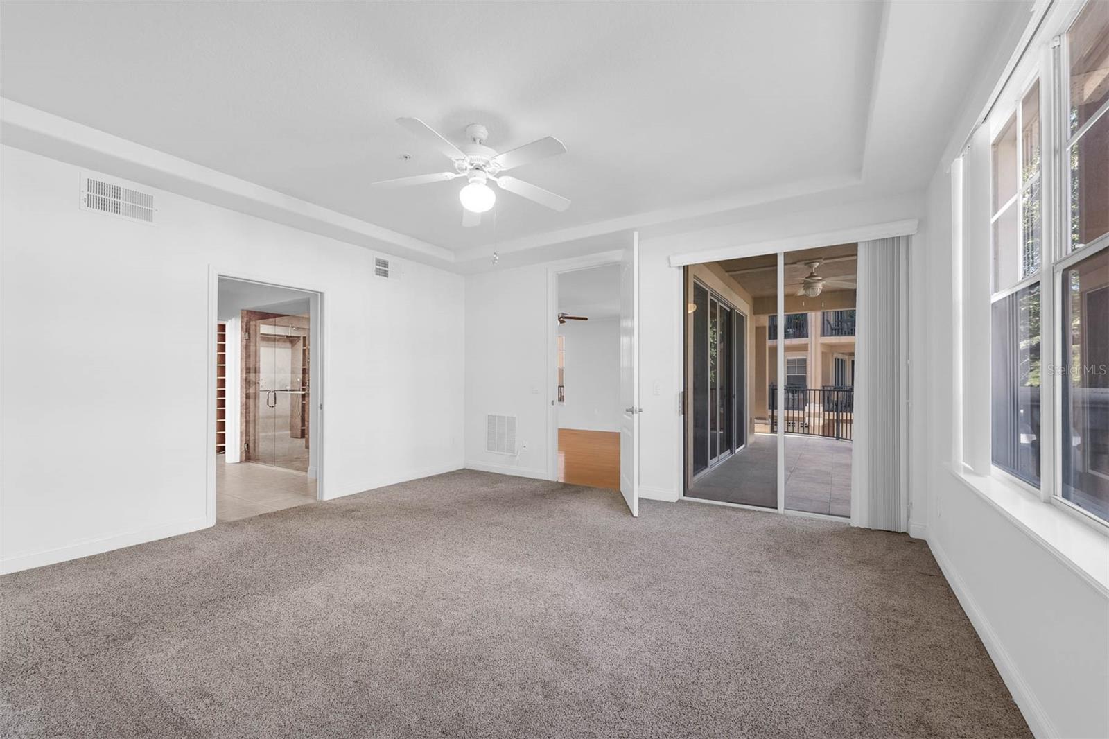 Image 29 of 63 For 918 Lotus Vista Drive 102