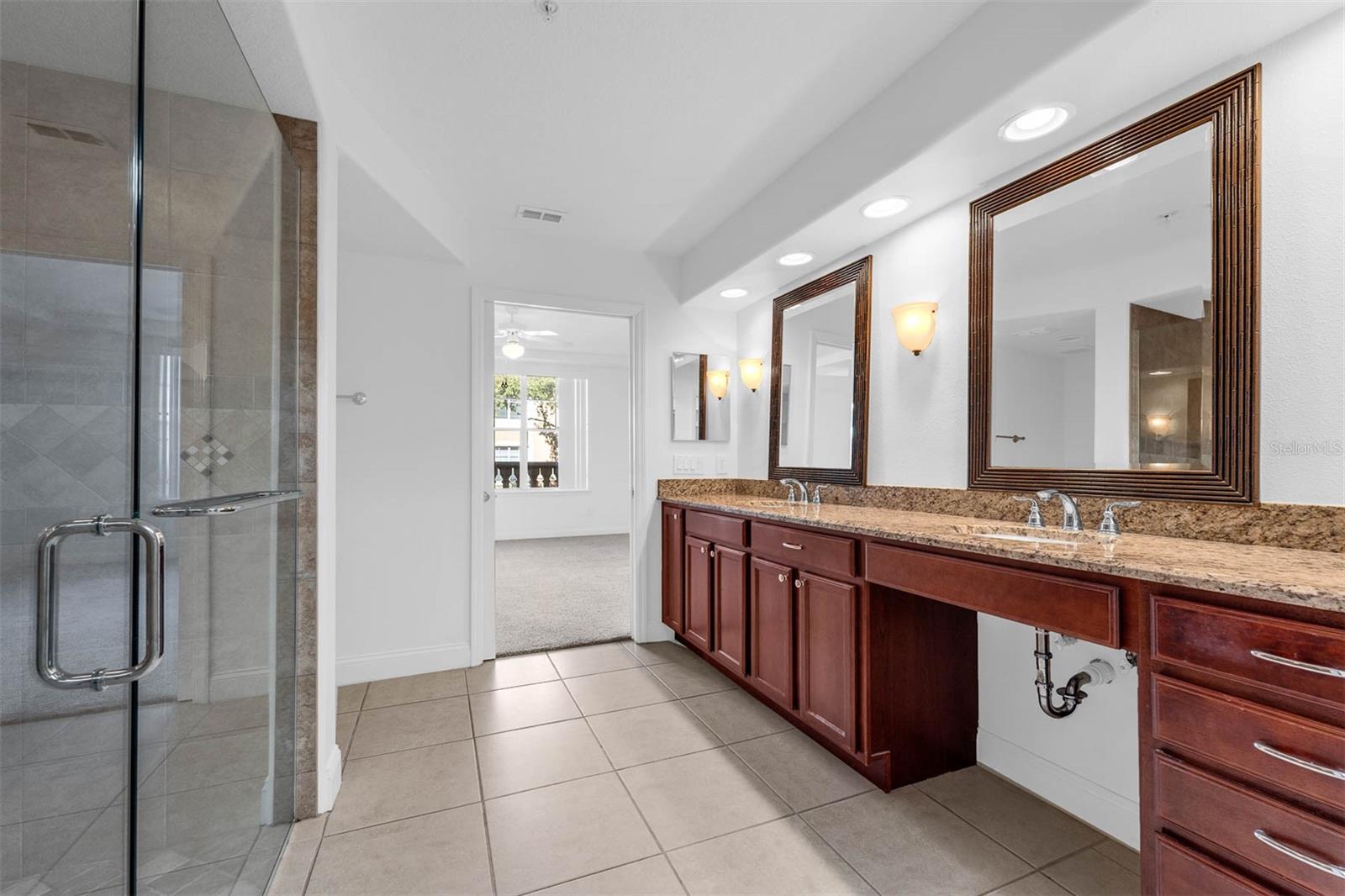 Image 44 of 63 For 918 Lotus Vista Drive 102